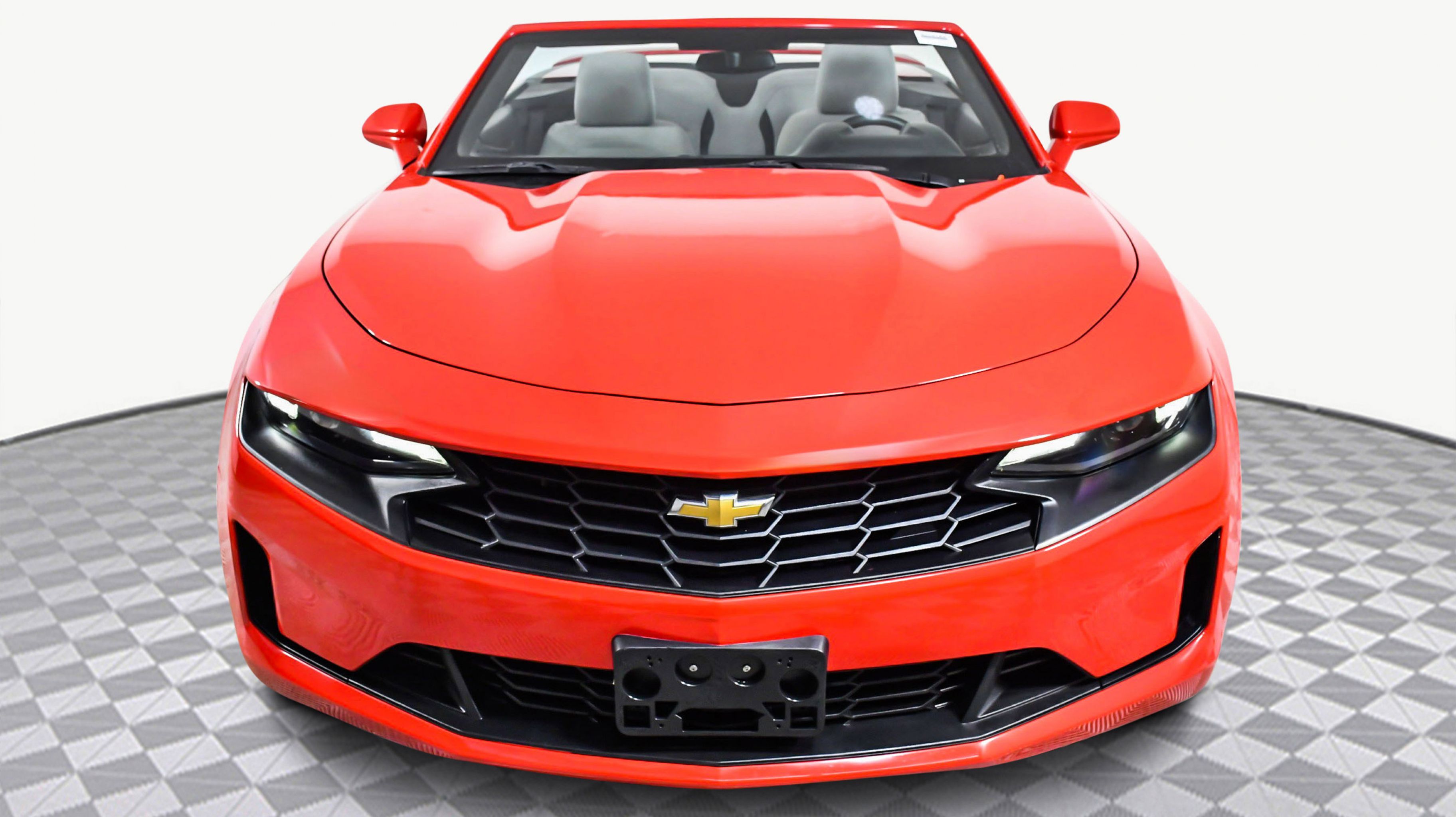 2020 Chevrolet Camaro 1LT photo 2