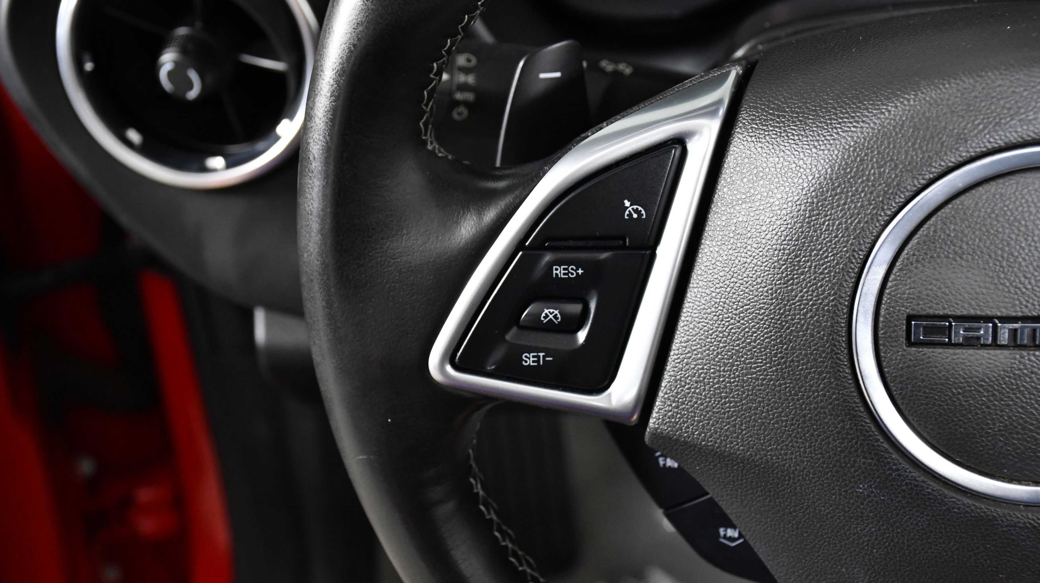 2020 Chevrolet Camaro 1LT photo 8