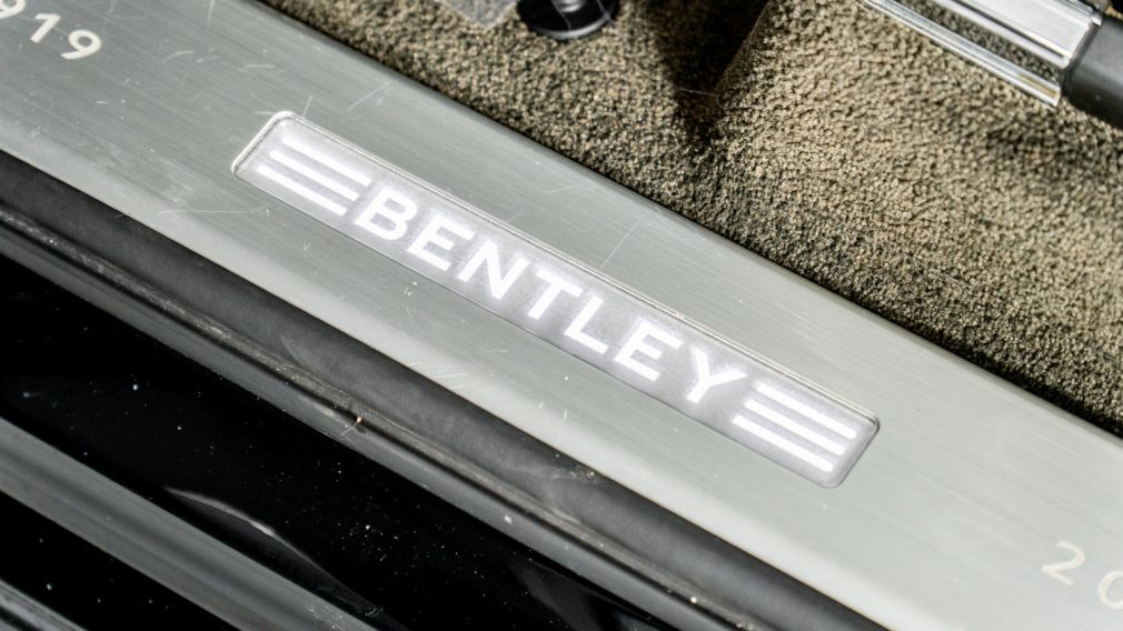 2020 Bentley Bentayga V8 #35