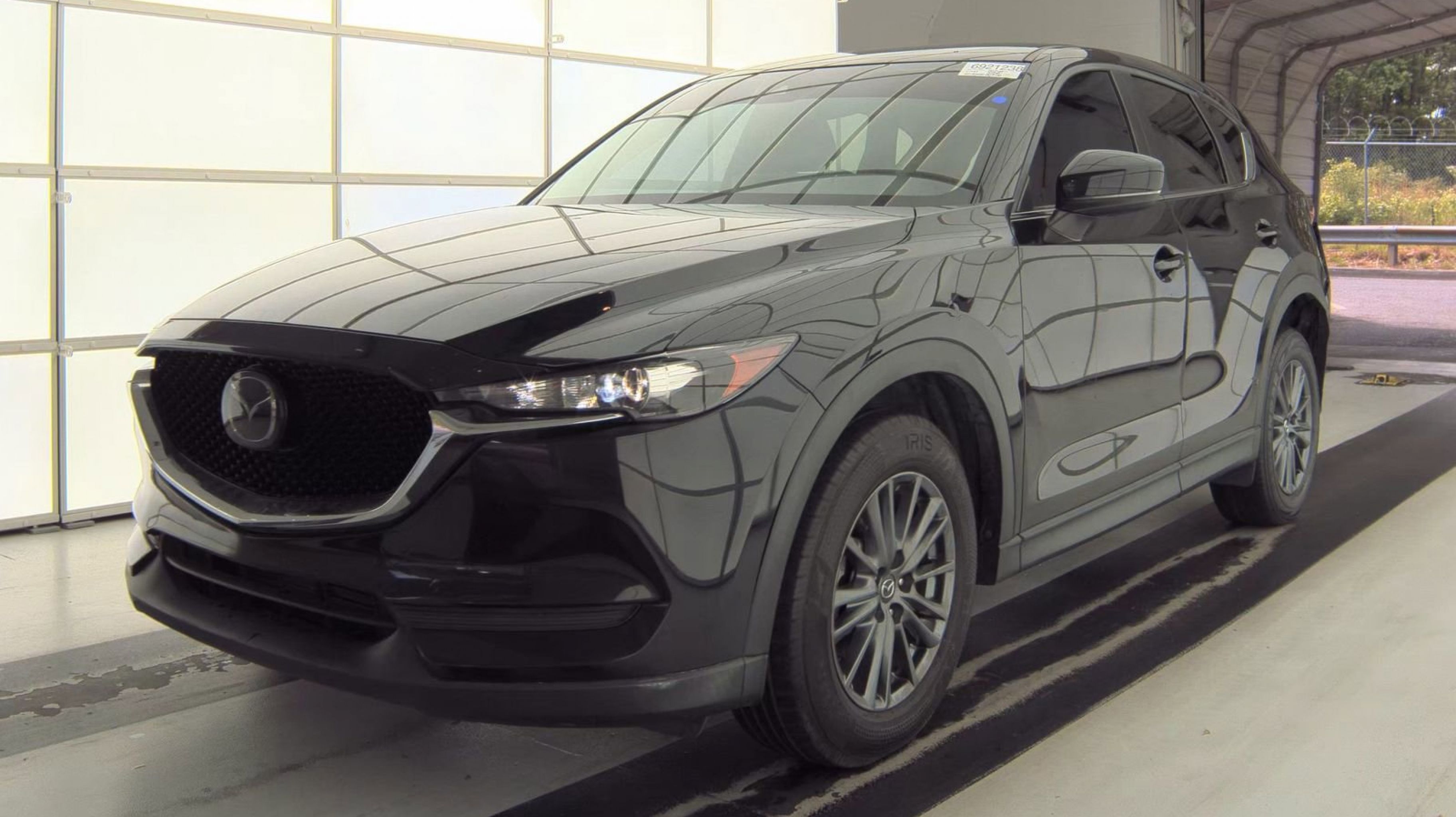 2021 Mazda CX-5 Touring Auto's photo