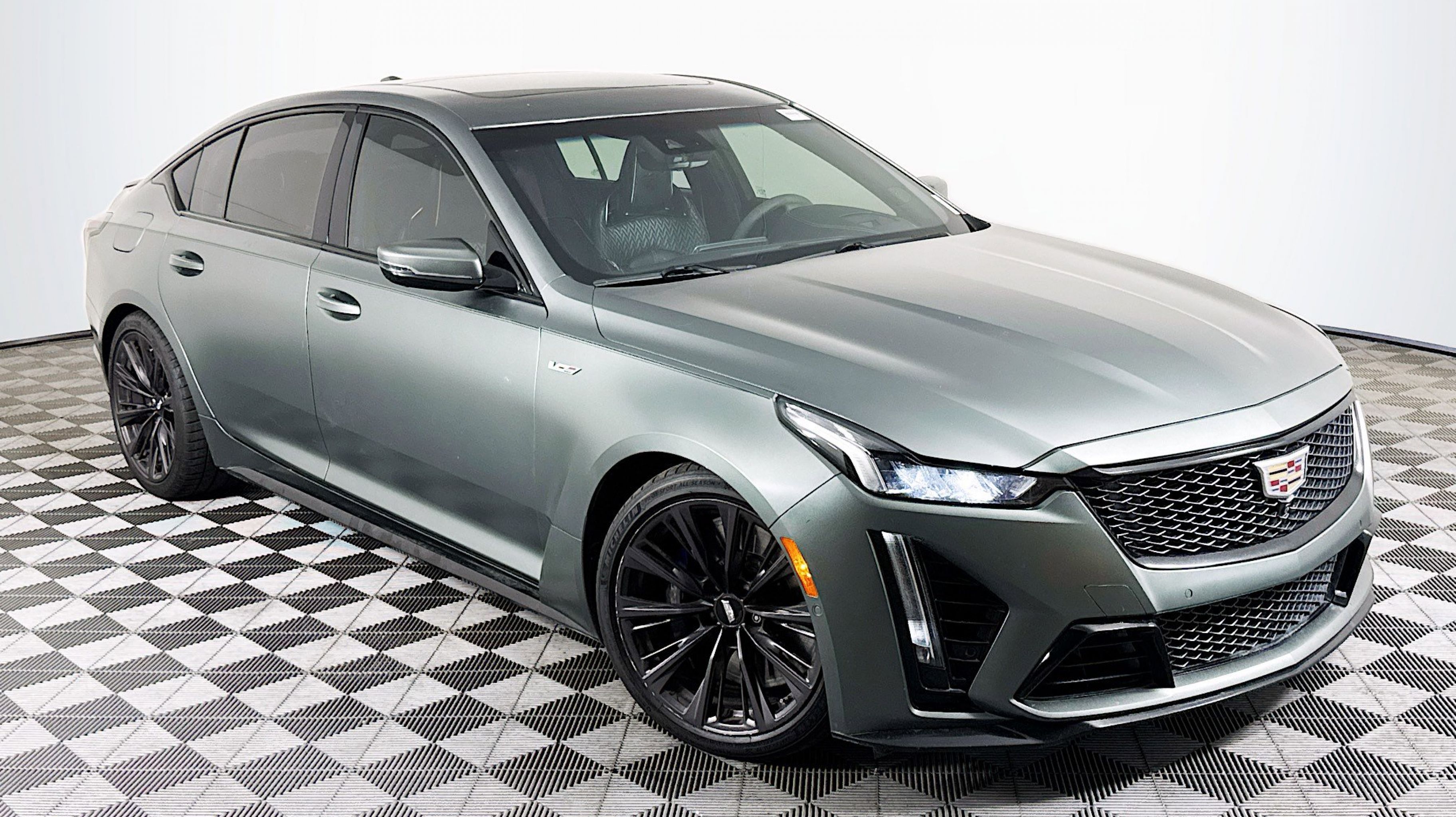 2022 Cadillac CT5 V-Series Blackwing's photo