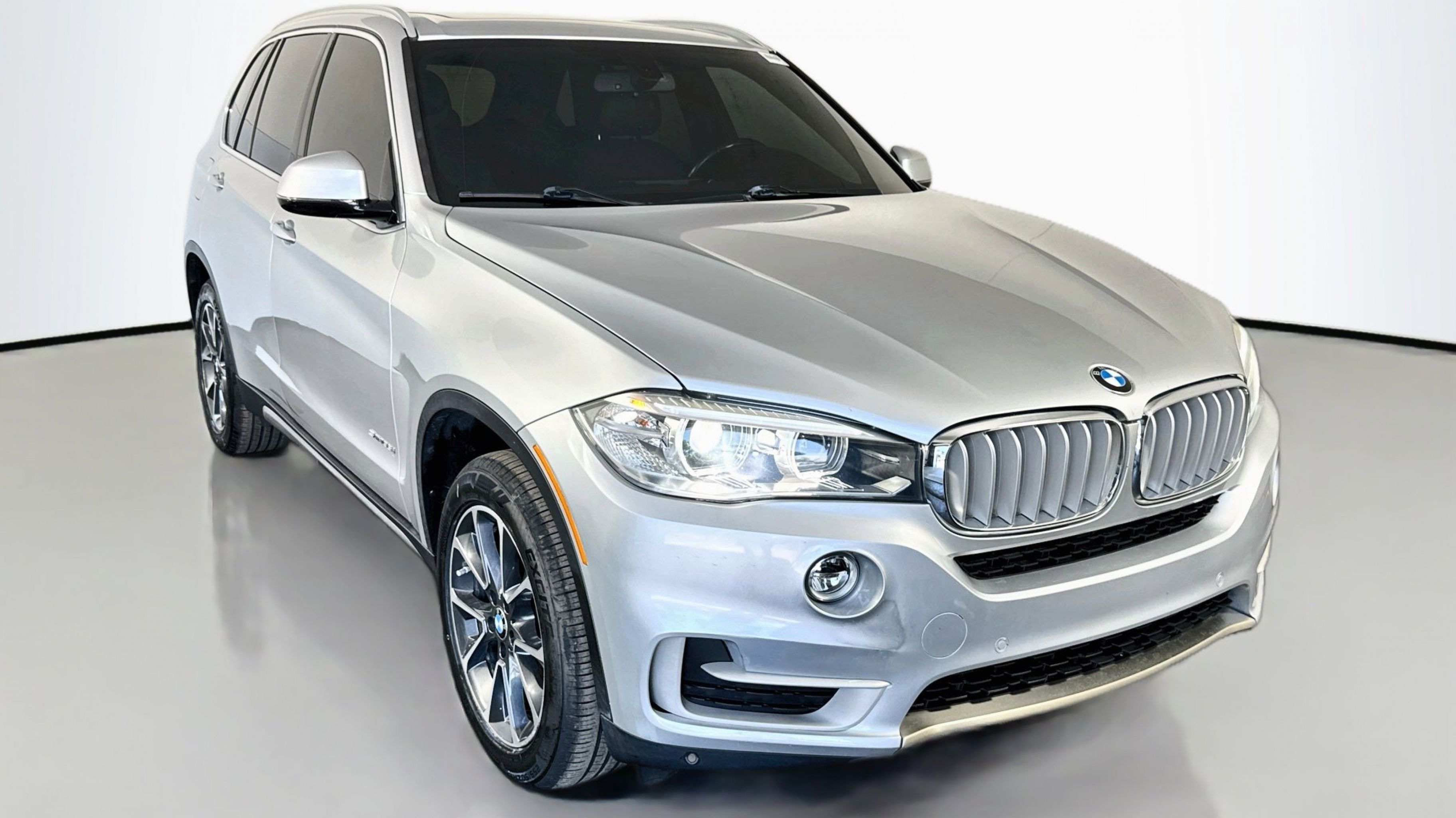 2018 BMW X5 sDrive35i's photo