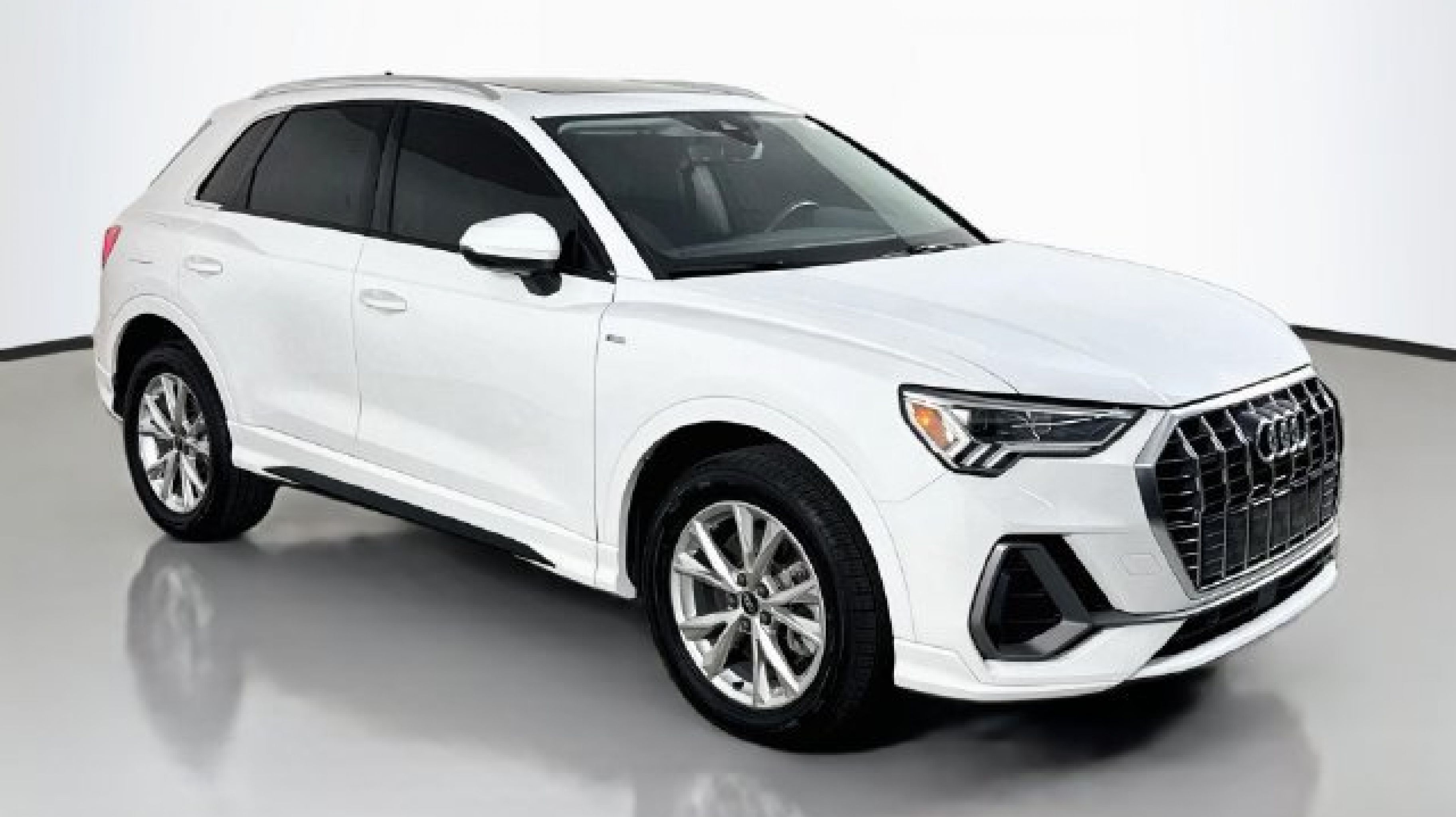 2024 Audi Q3 S Line Premium
