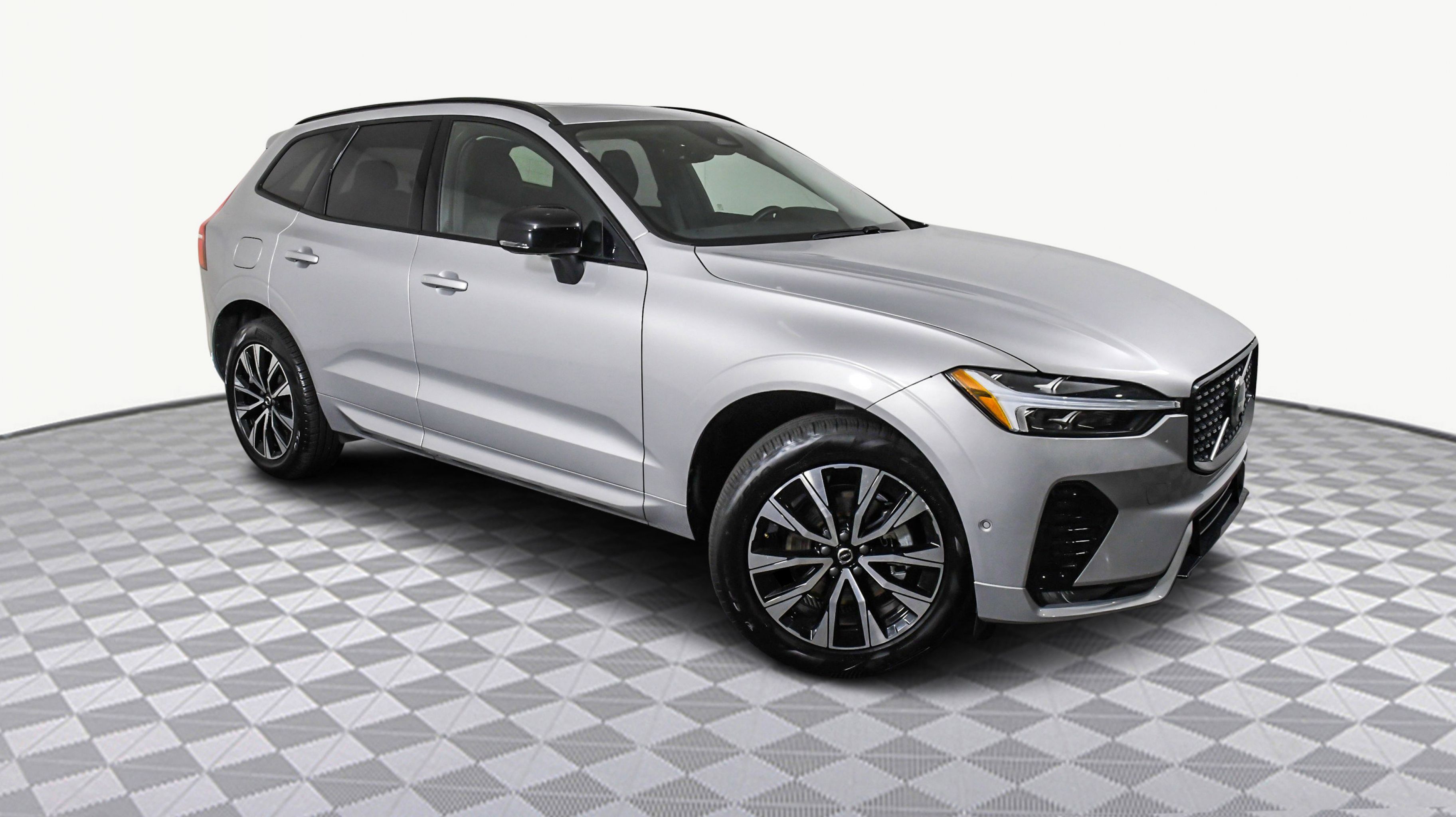 2025 Volvo XC60