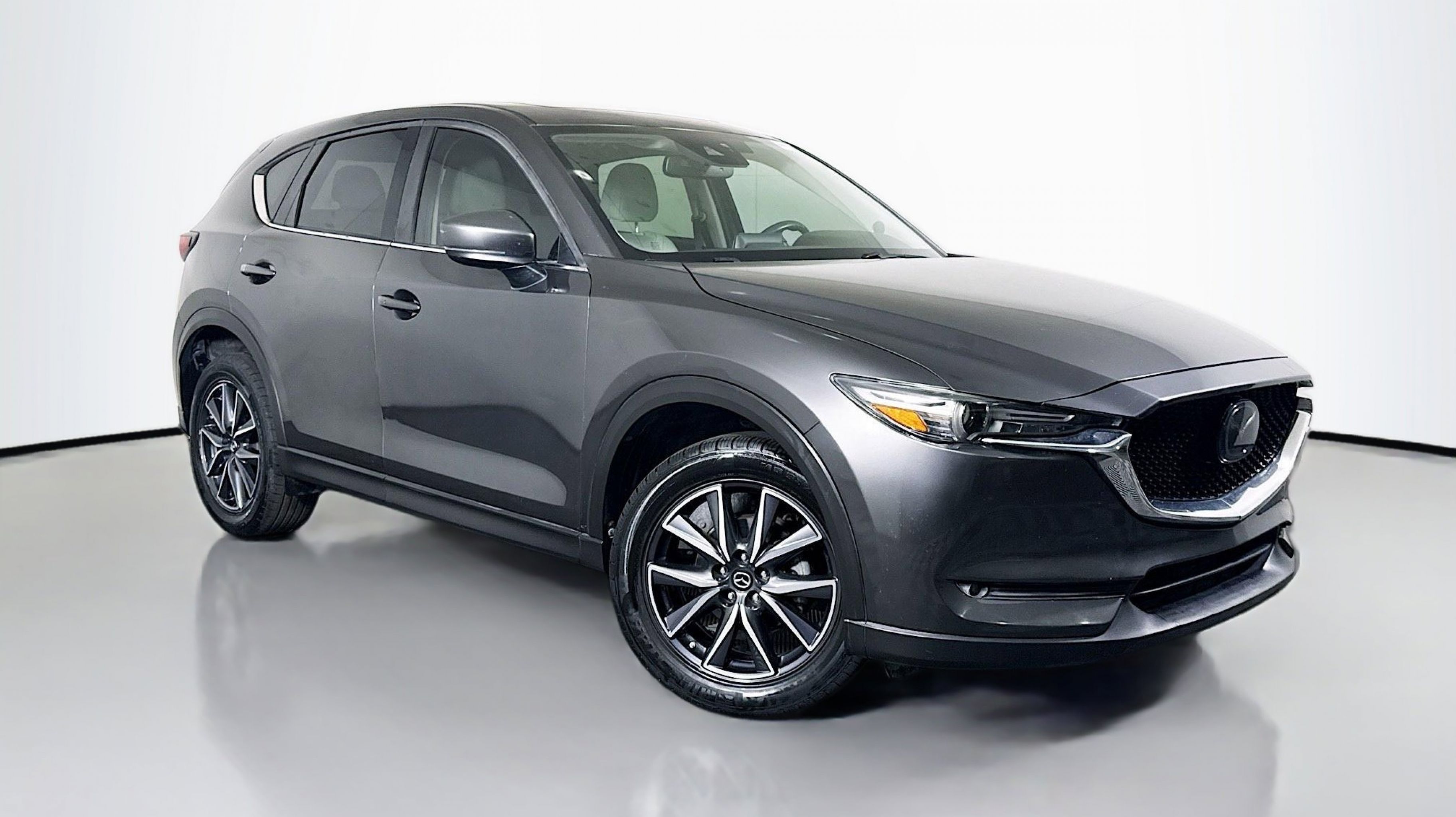 2018 Mazda CX-5 Grand Touring auto's photo