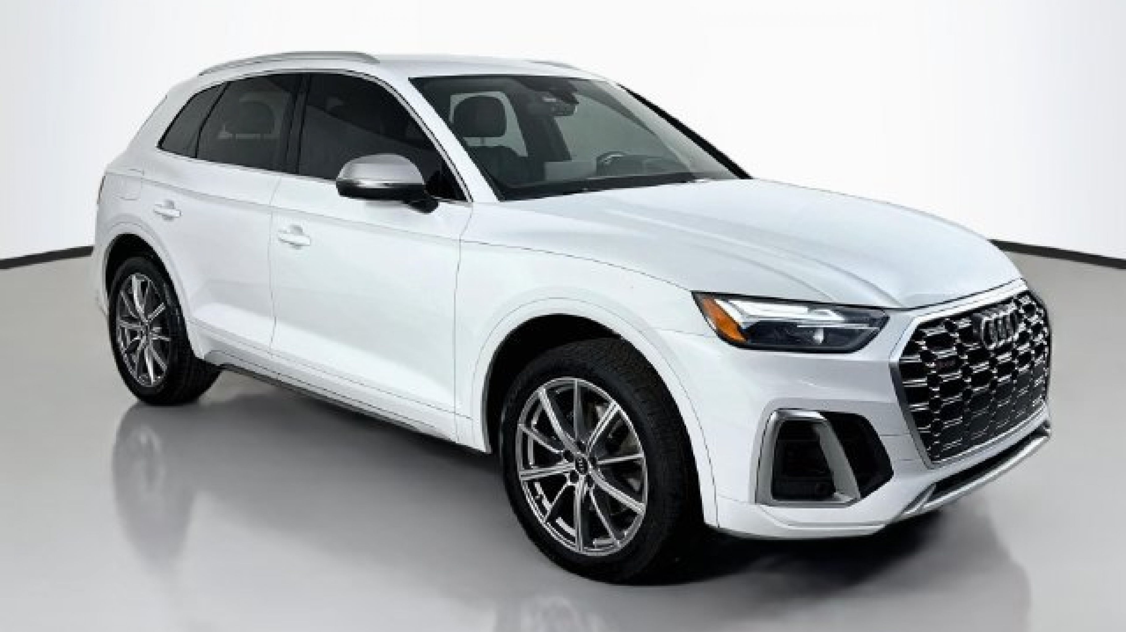 2022 Audi SQ5 Premium