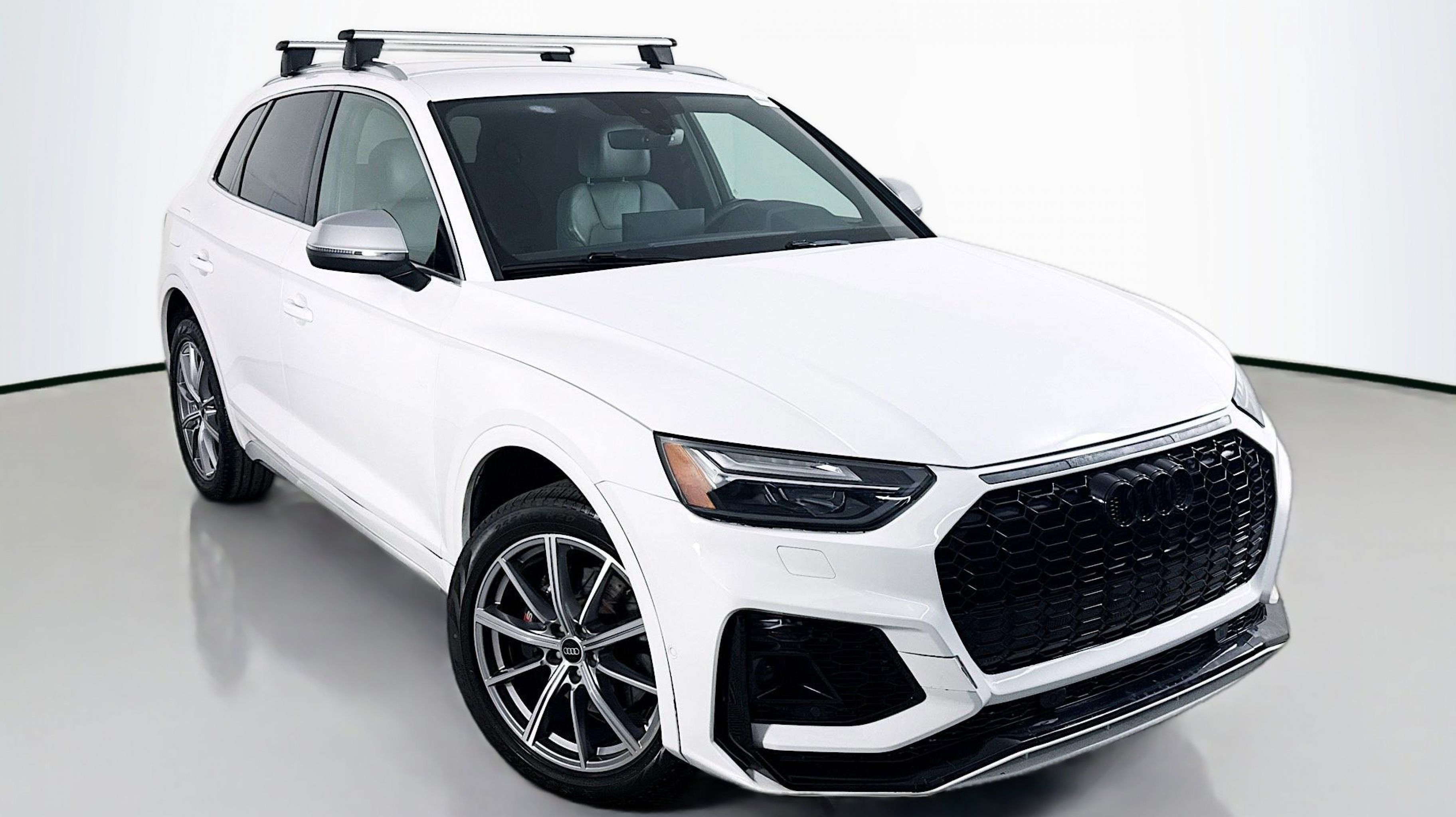 2022 Audi SQ5 Premium's photo