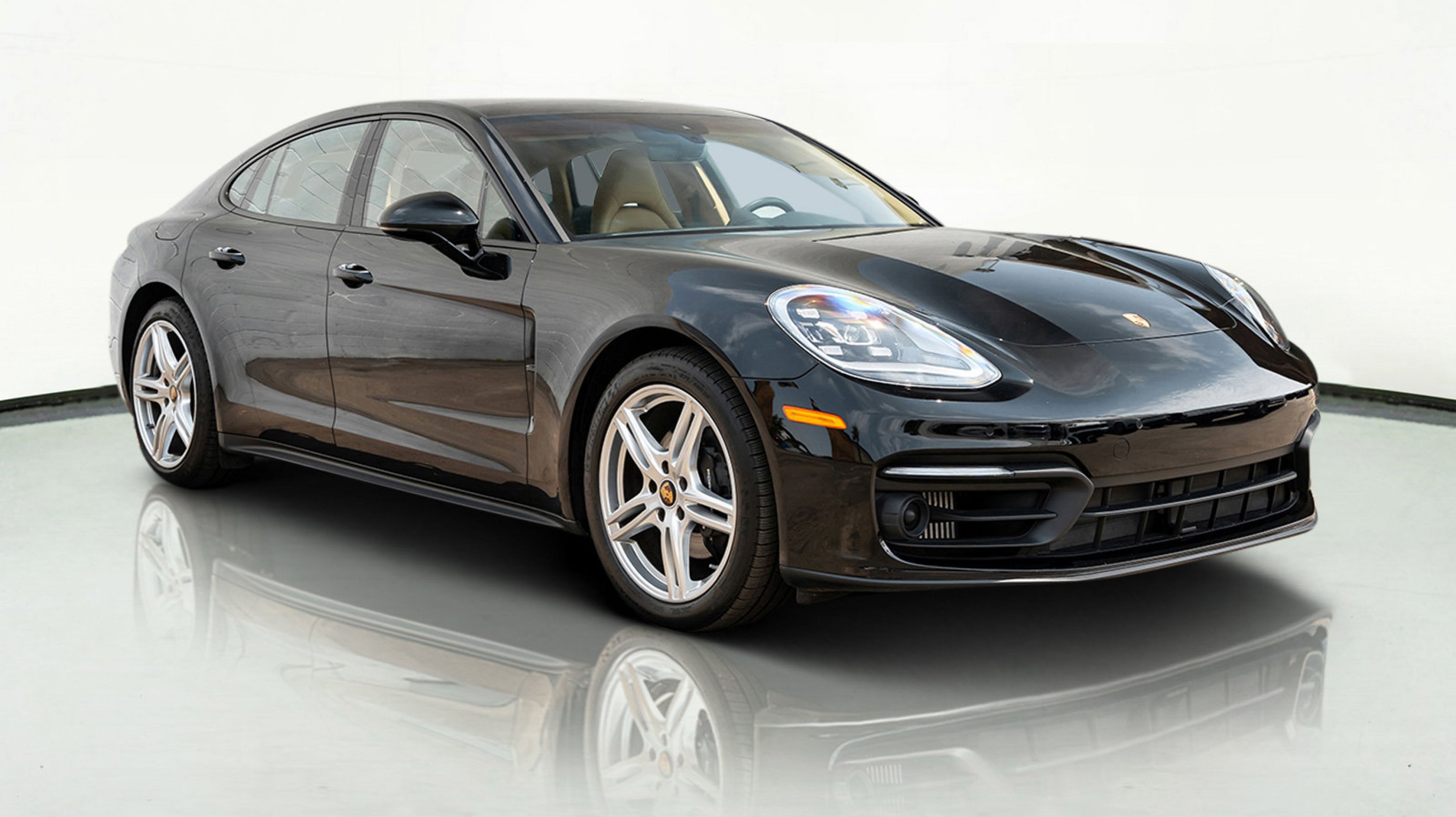 2022 Porsche Panamera