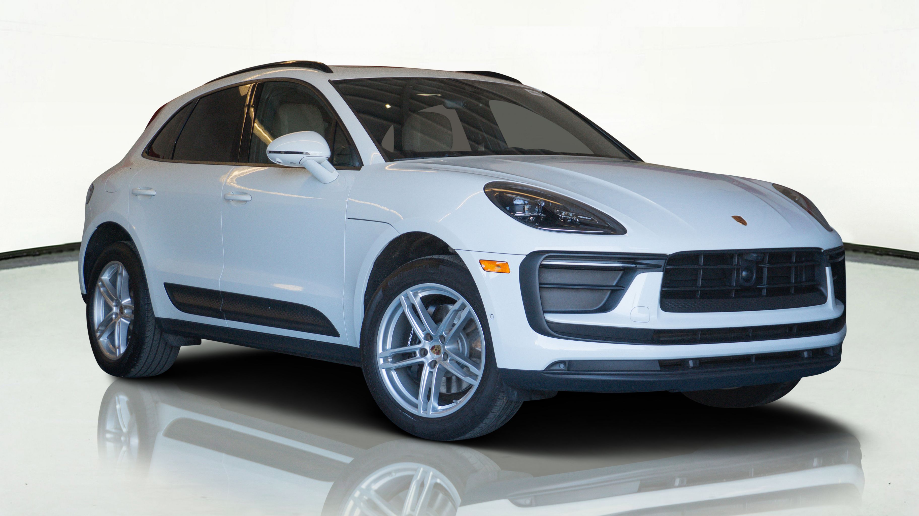 2022 Porsche Macan