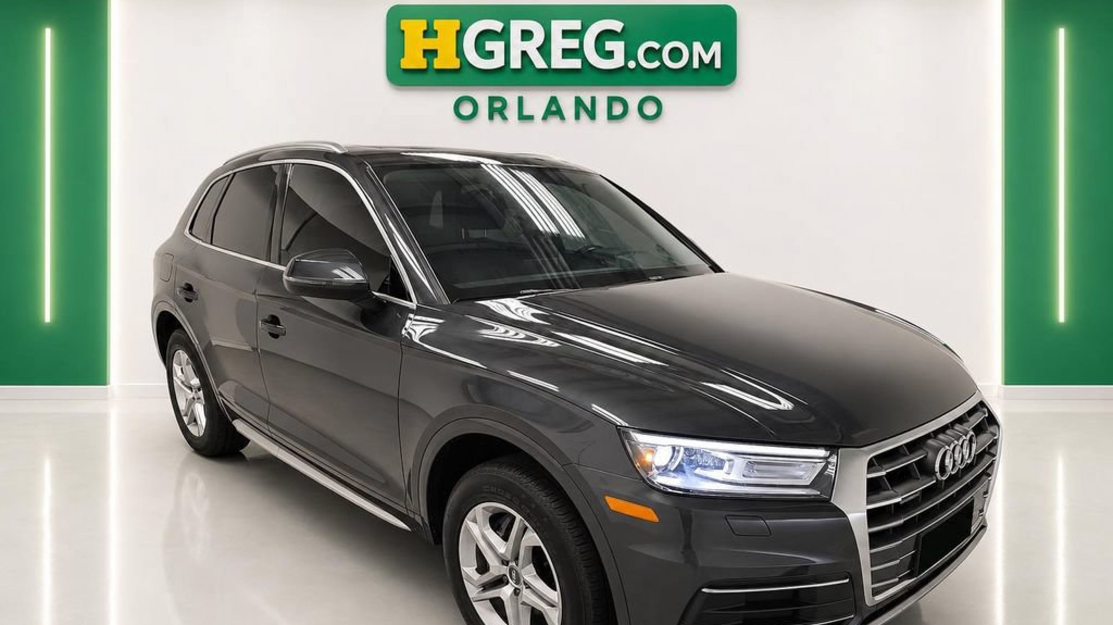 2019 Audi Q5 2.0T quattro S tronic Premium's photo