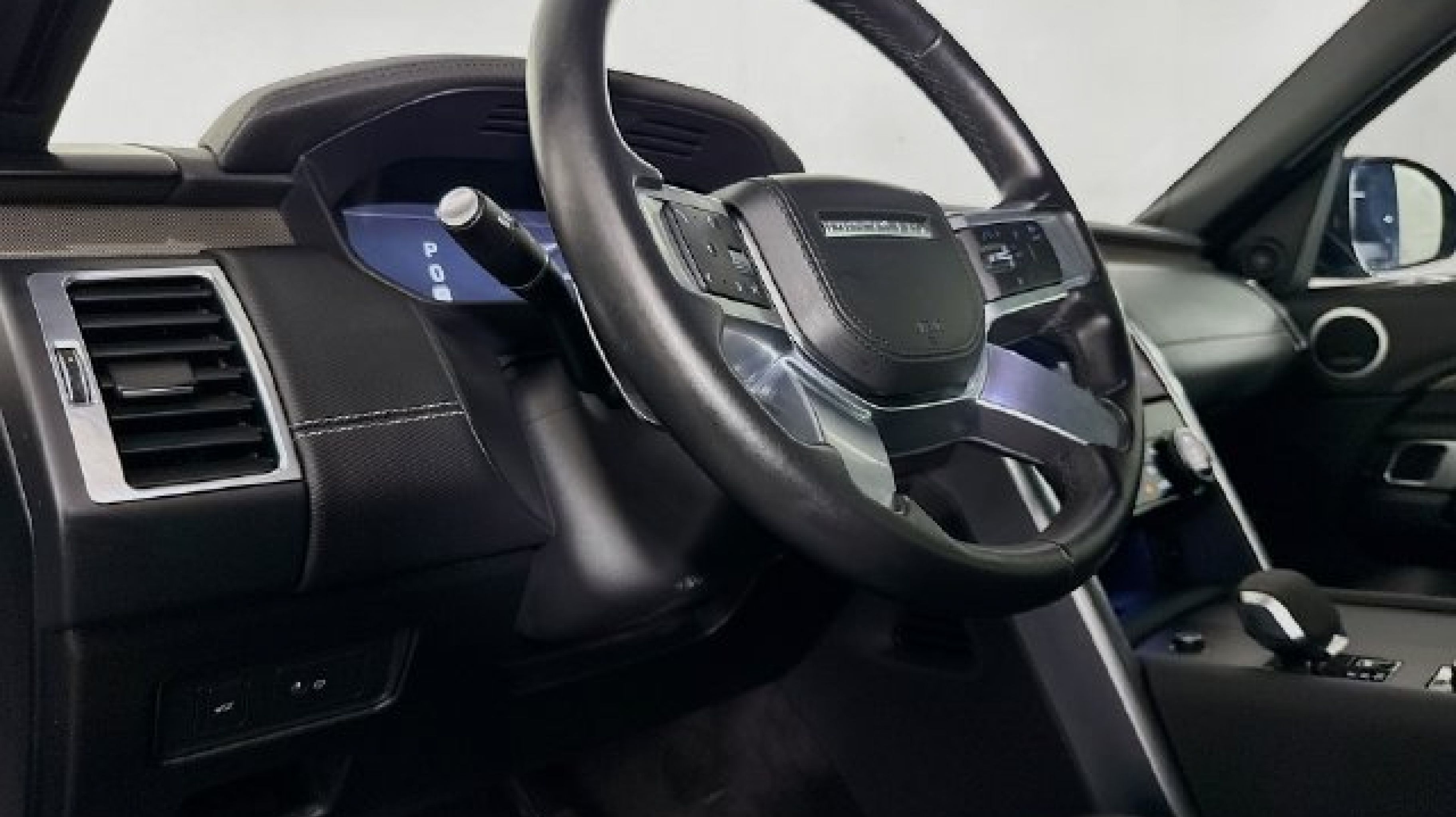 2023 Land Rover Discovery Metropolitan Edition - Photo 17