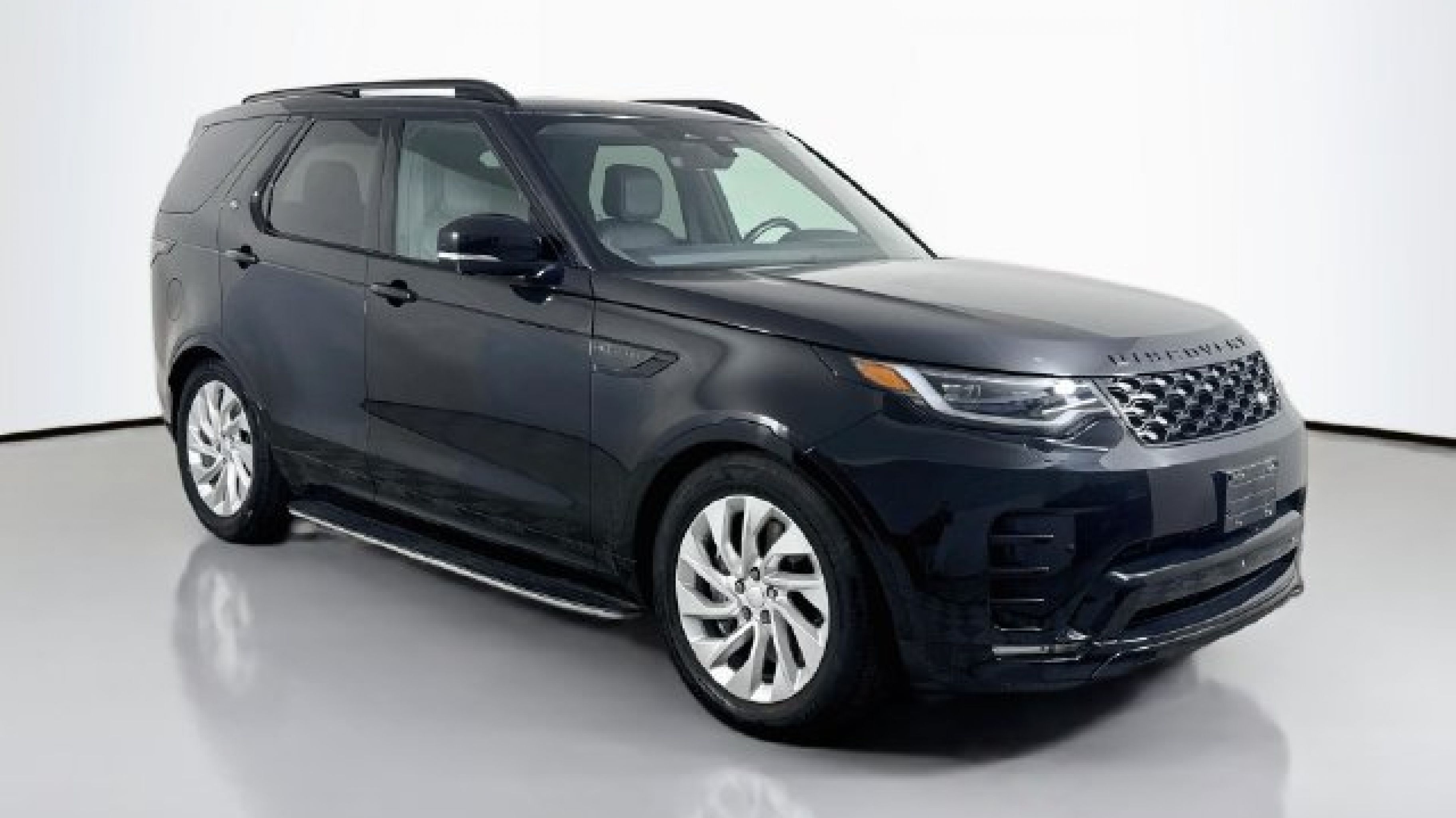 2023 Land Rover Discovery