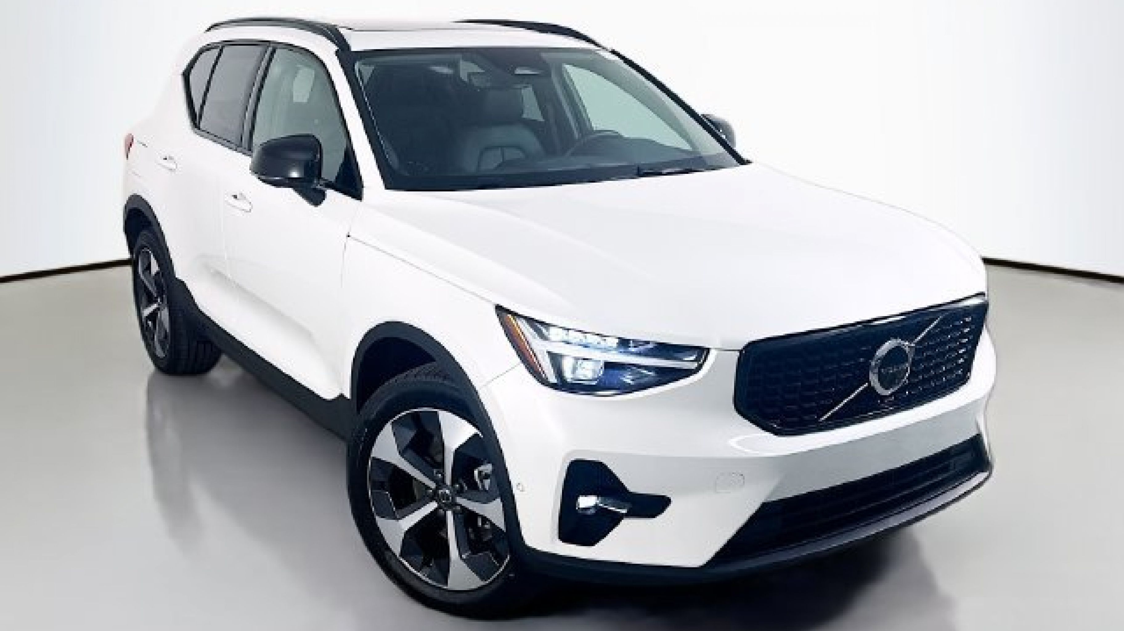 2026 Volvo XC40