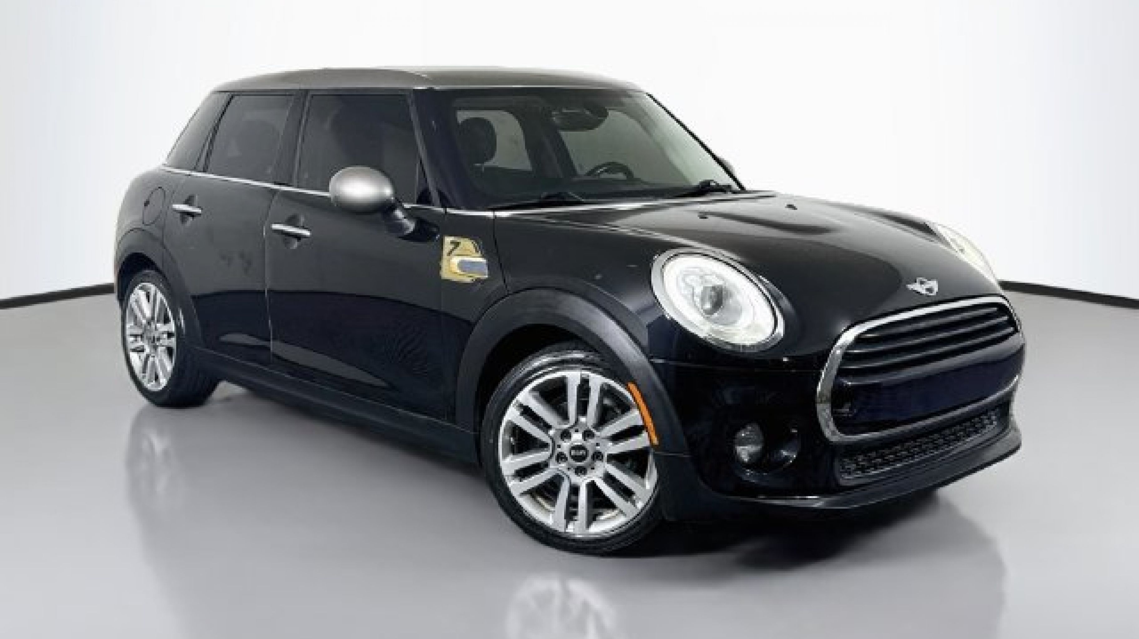 2017 MINI Cooper