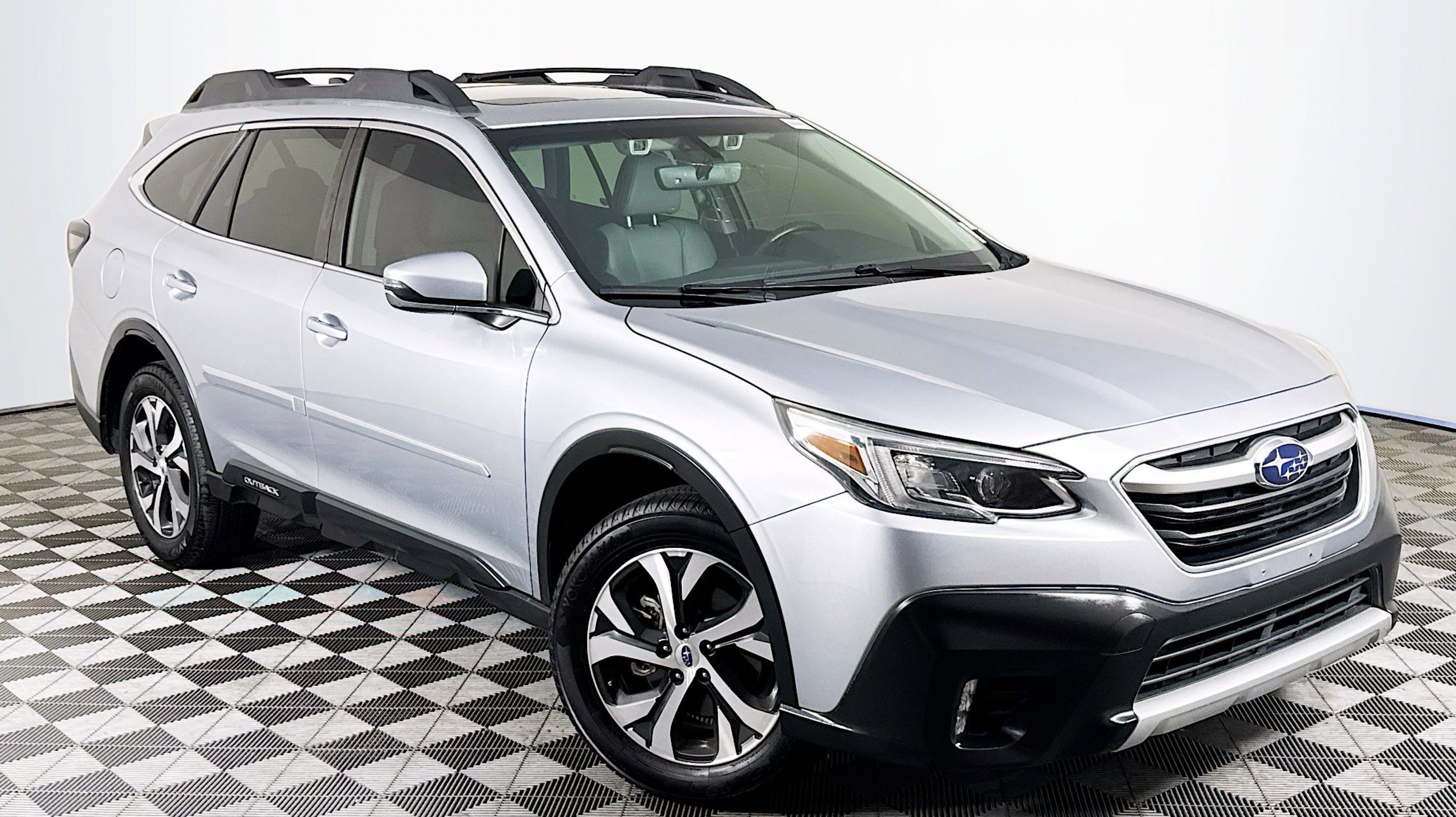 2022 Subaru Outback Limited's photo