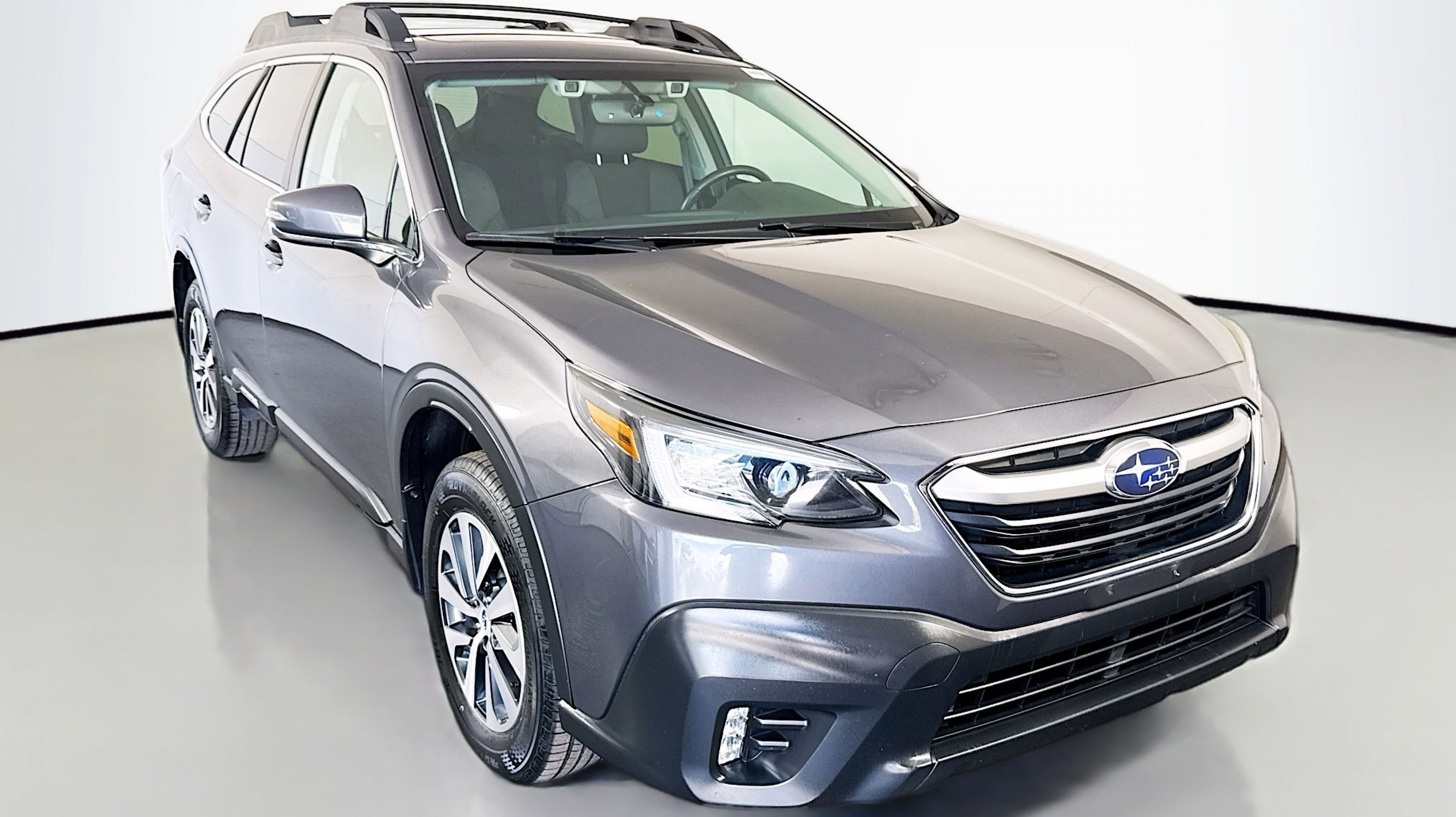 2020 Subaru Outback Premium's photo
