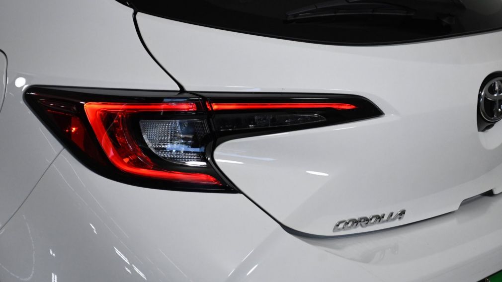 2023 Toyota Corolla Hatchback XSE #28