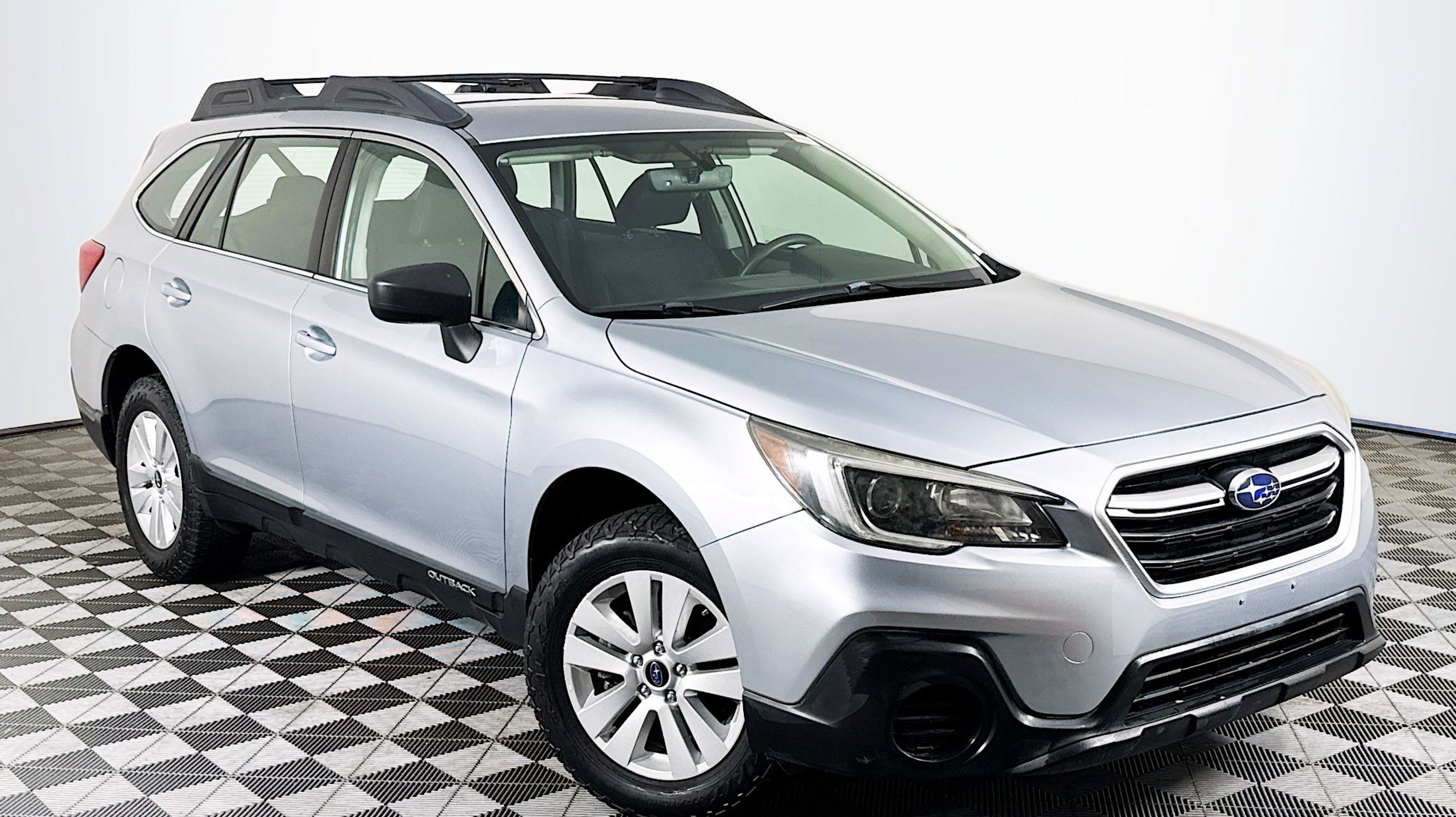 2018 Subaru Outback 2.5i's photo
