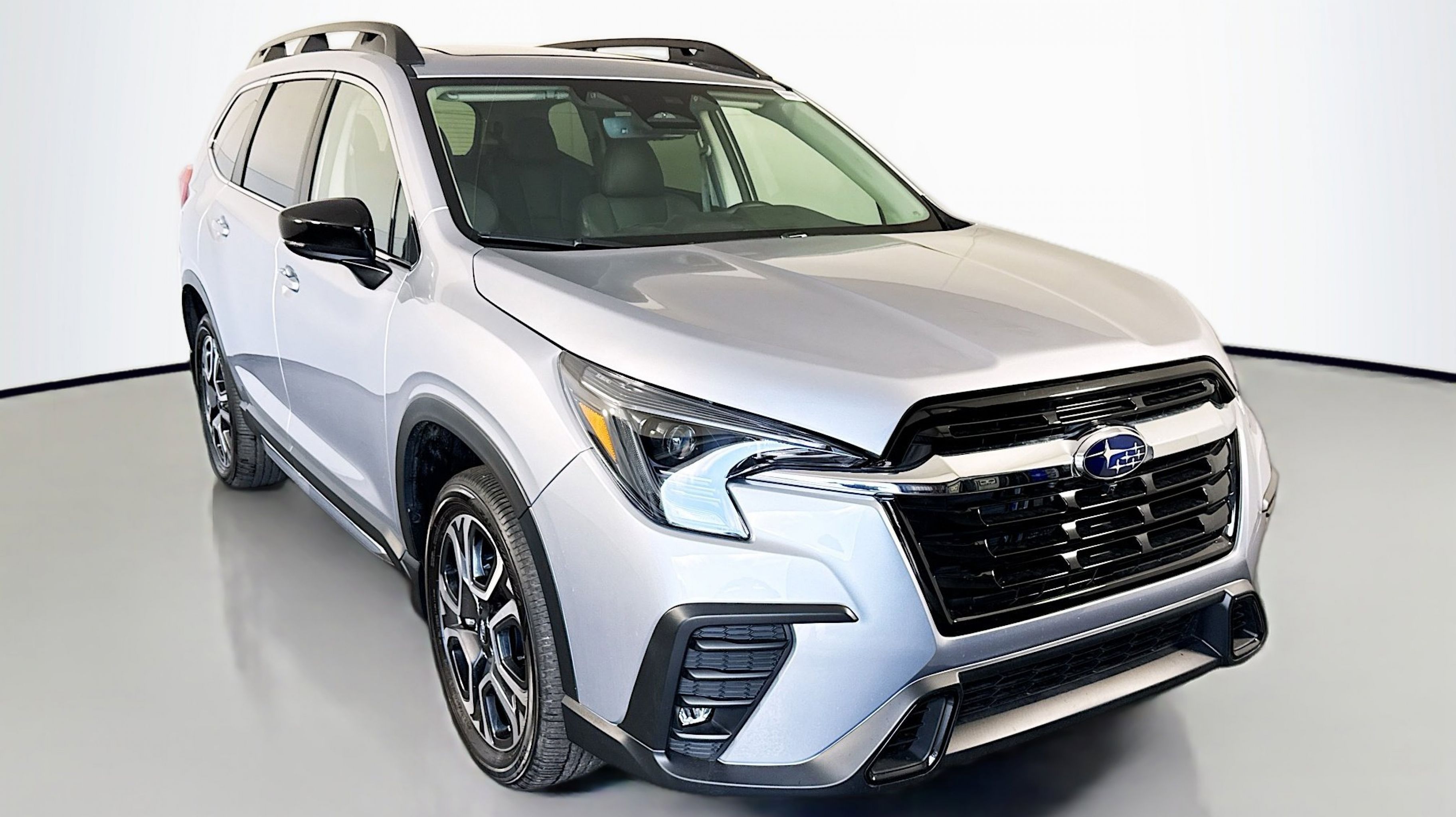 2025 Subaru Ascent Limited 7 Passenger's photo