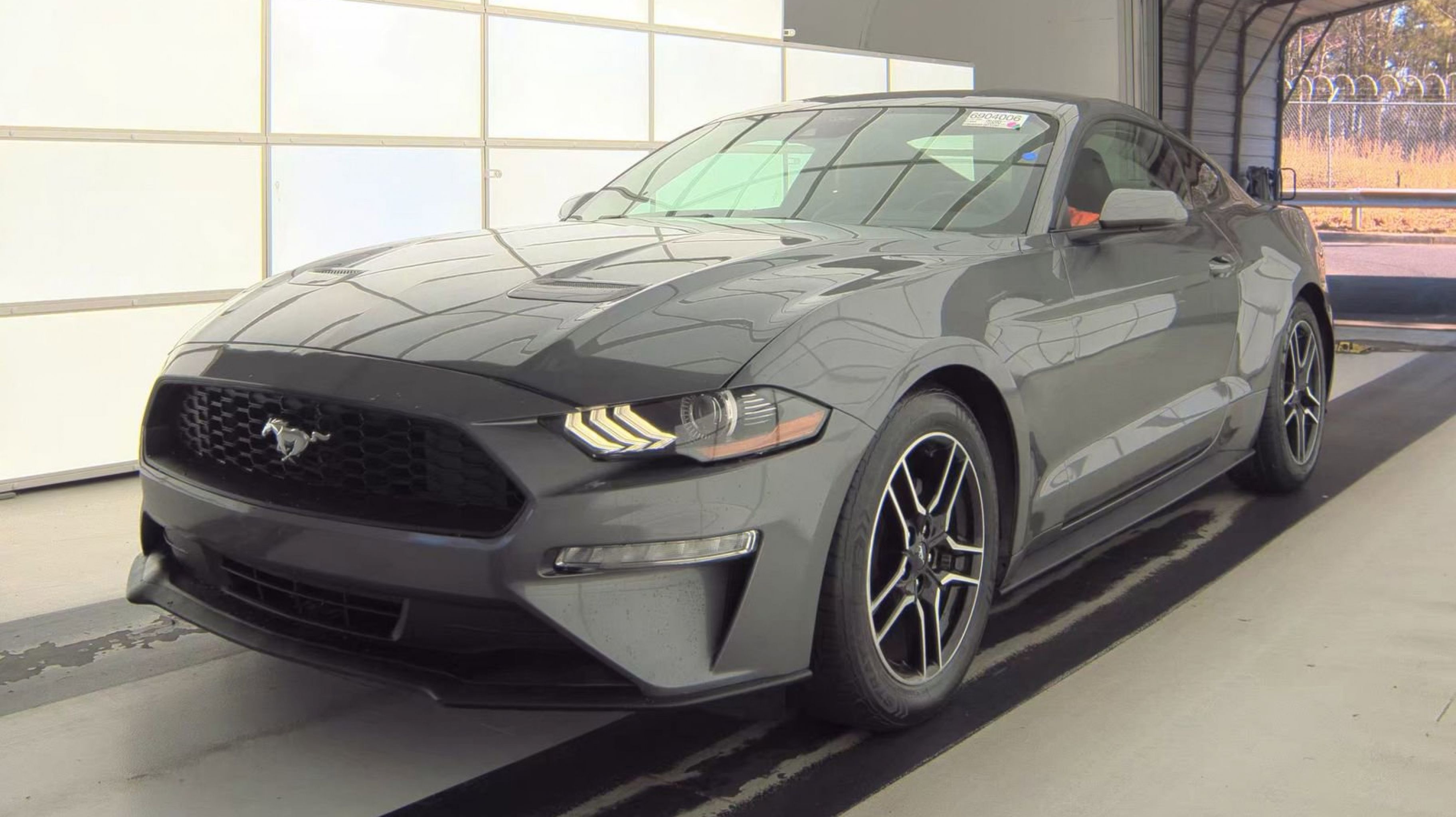2022 Ford Mustang EcoBoost