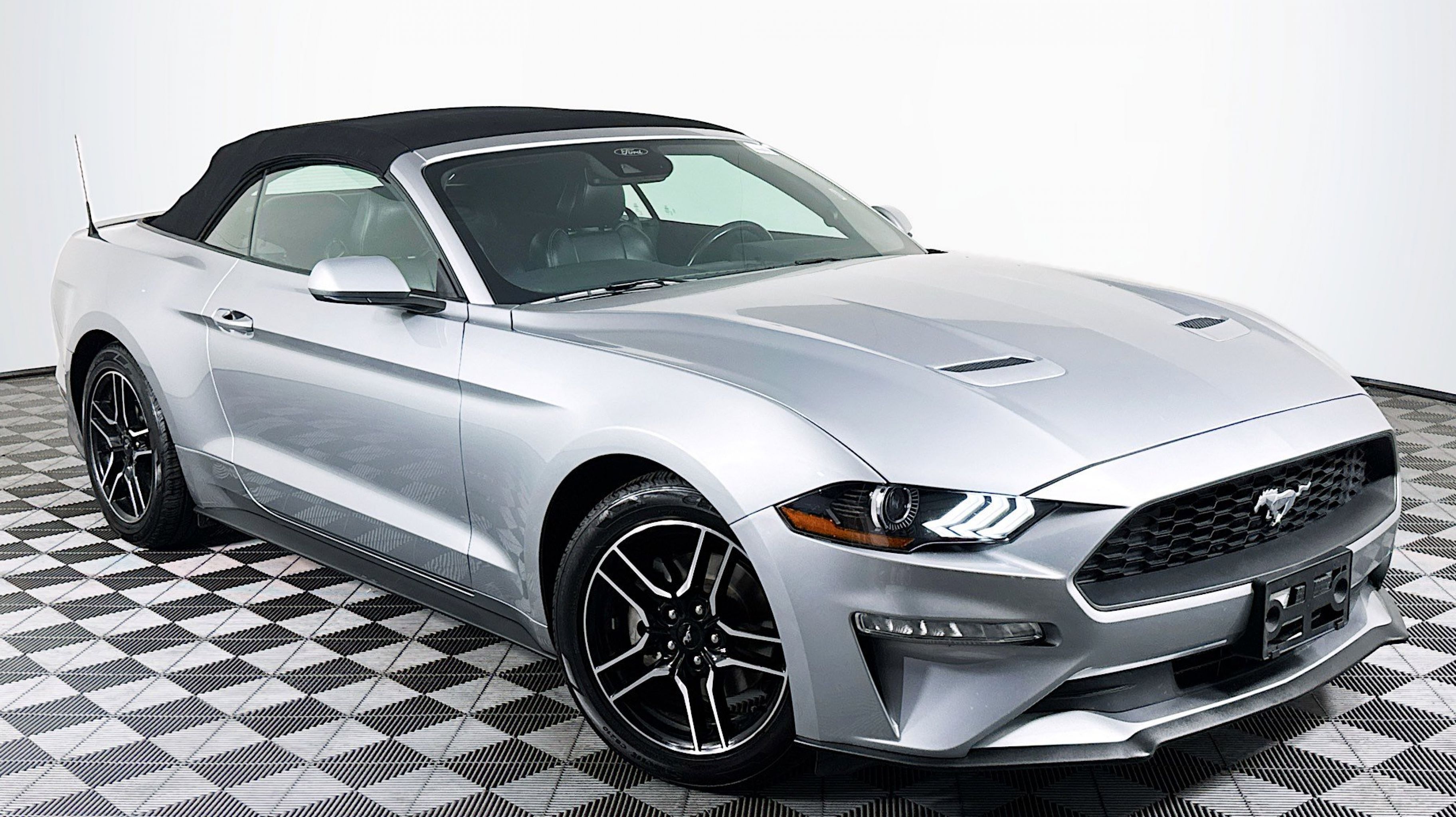 2023 Ford Mustang EcoBoost Premium