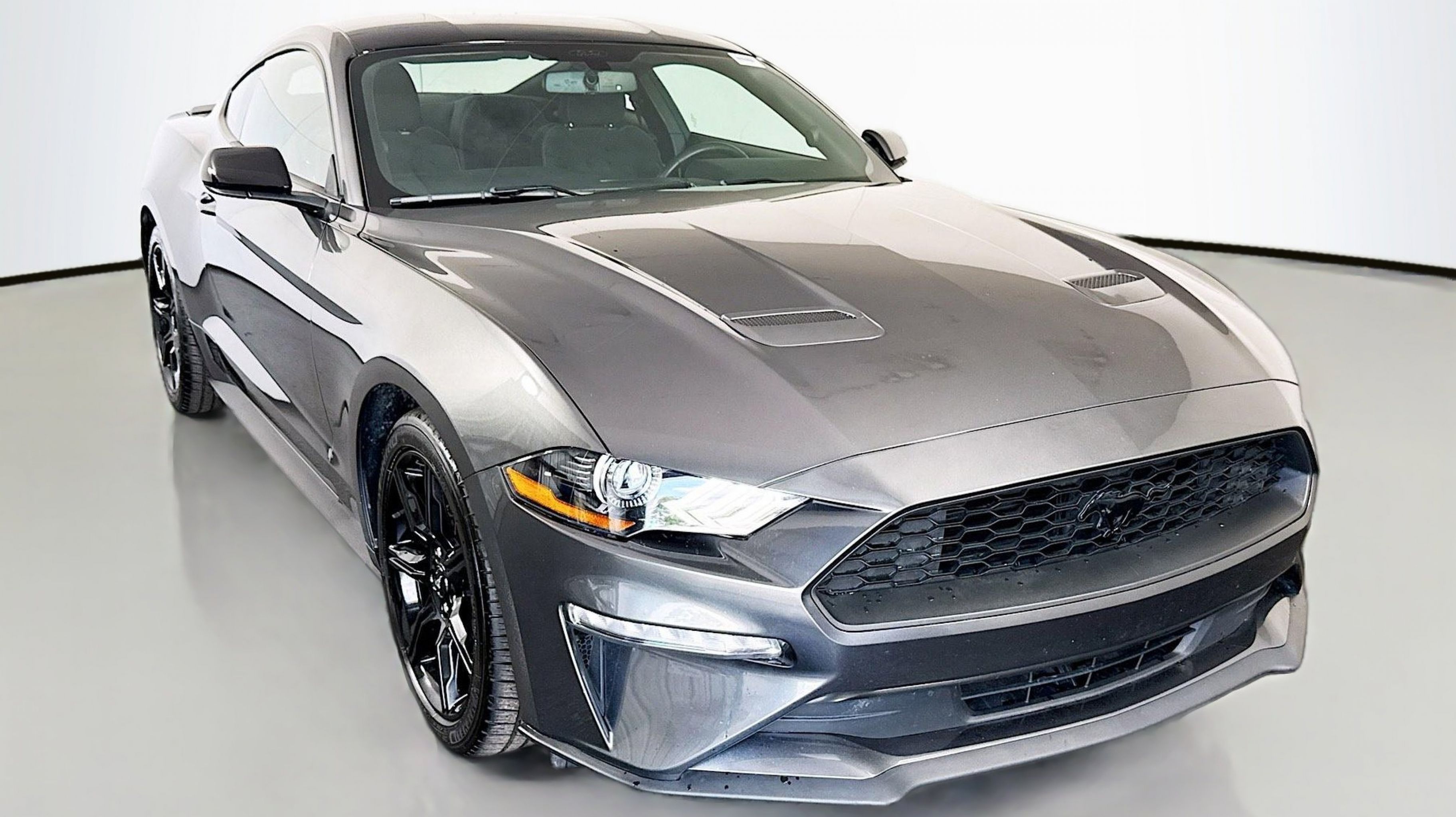 2019 Ford Mustang EcoBoost Coupe's photo