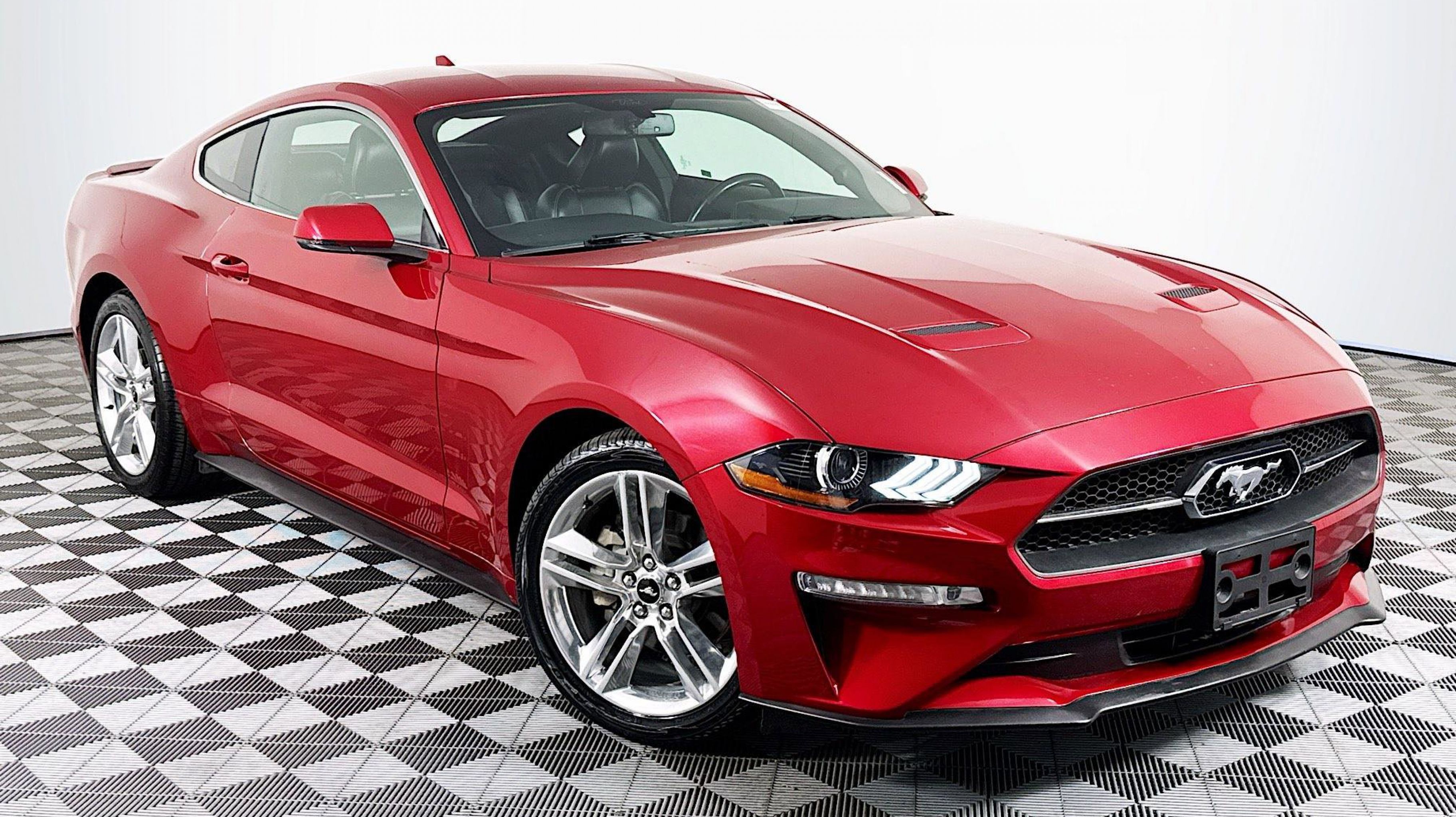 2020 Ford Mustang EcoBoost Premium