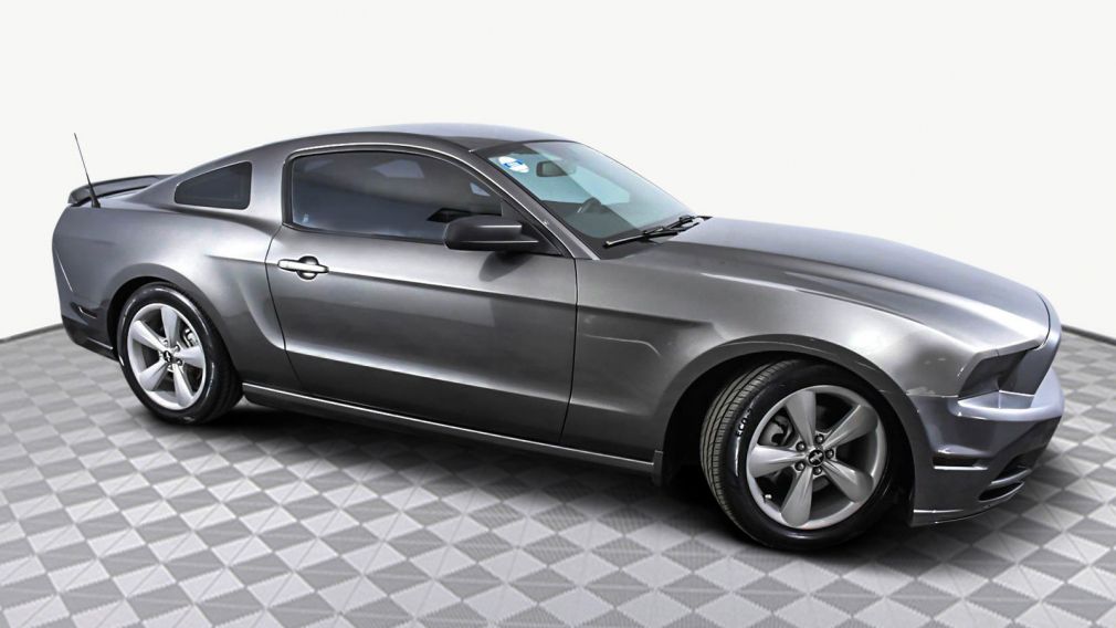 2014 Ford Mustang V6 #0