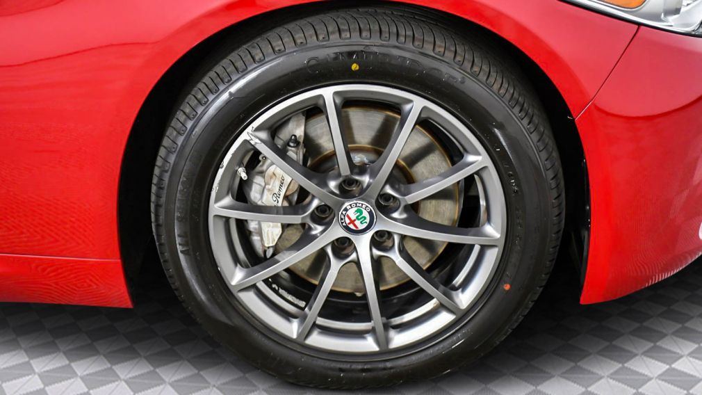 2019 Alfa Romeo Giulia Base #25