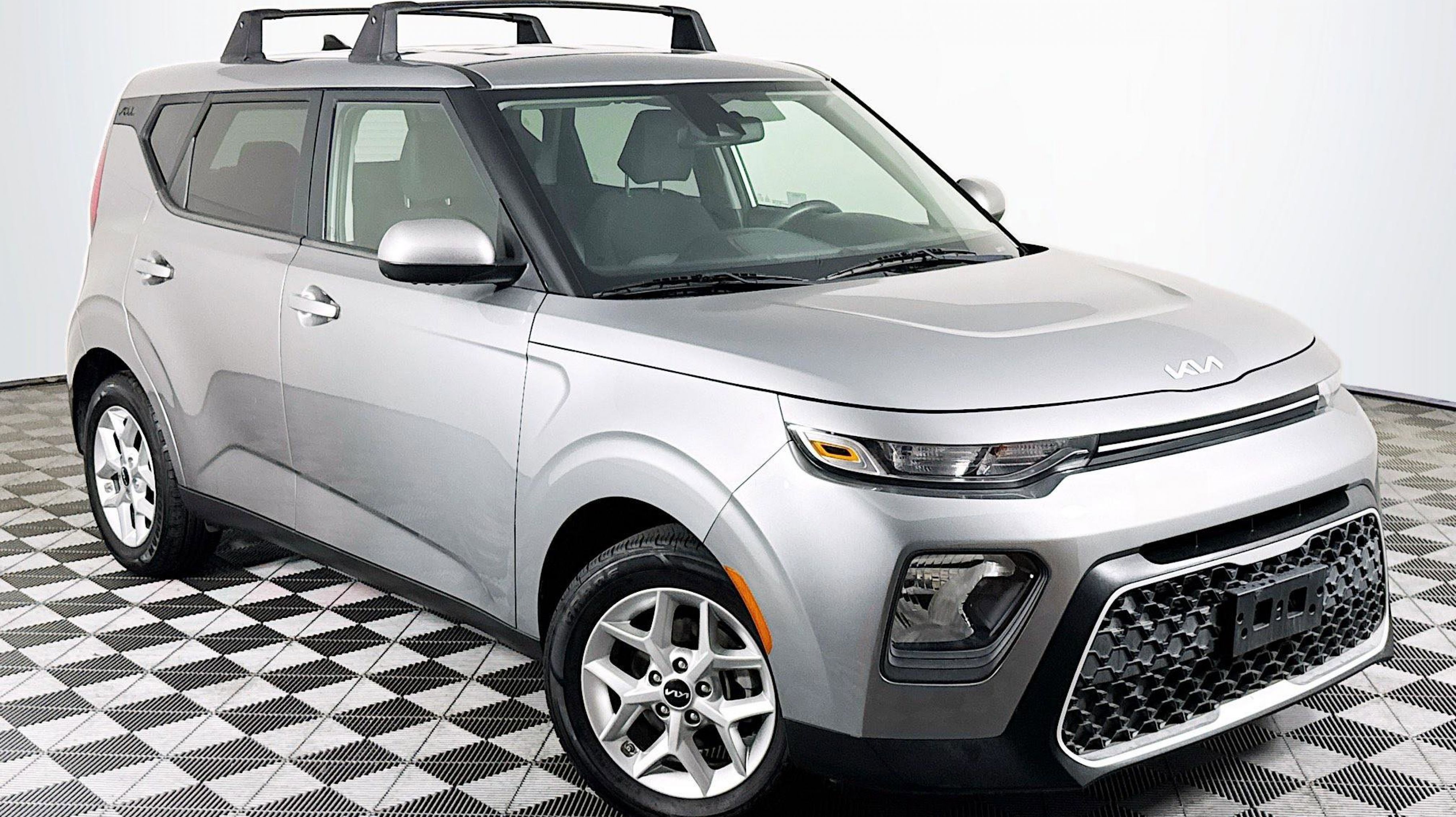 2022 Kia Soul 2.0L LX IVT's photo