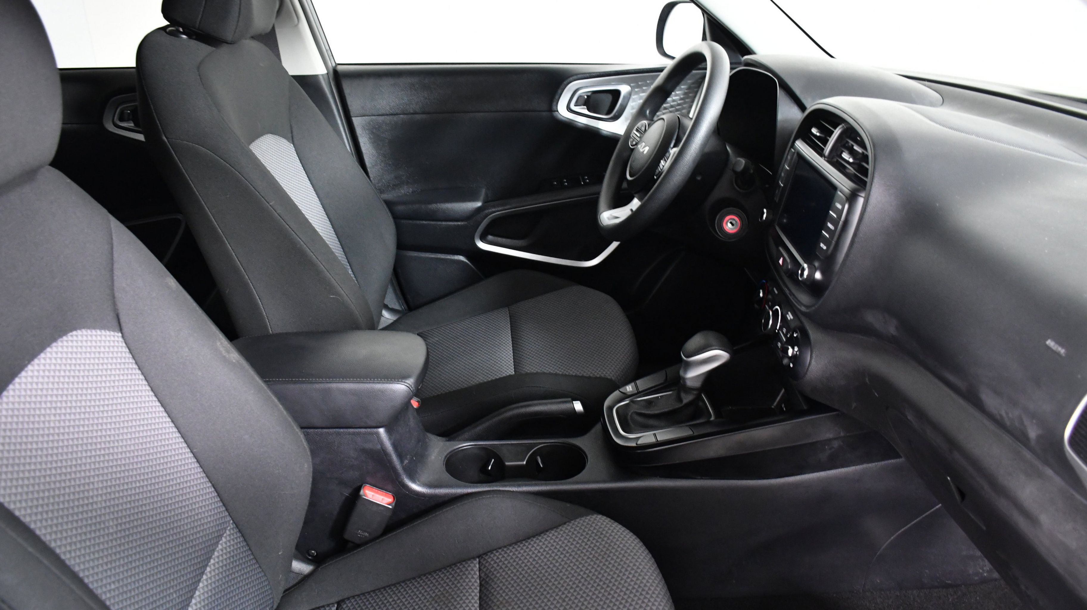 2024 Kia Soul LX photo 21