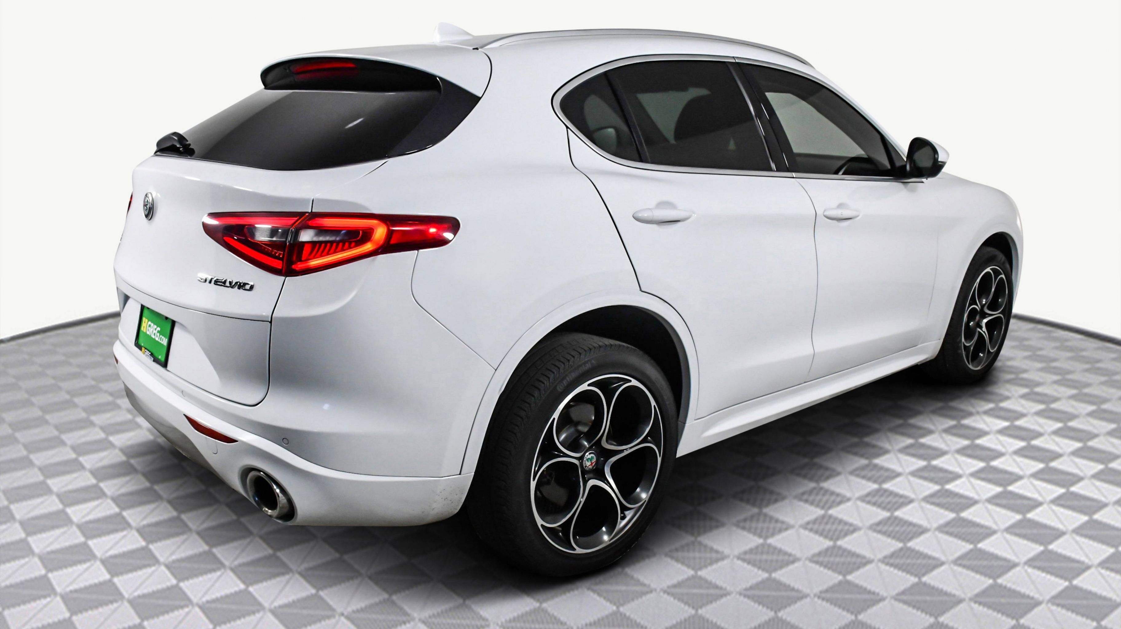 2020 Alfa Romeo Stelvio Ti photo 5