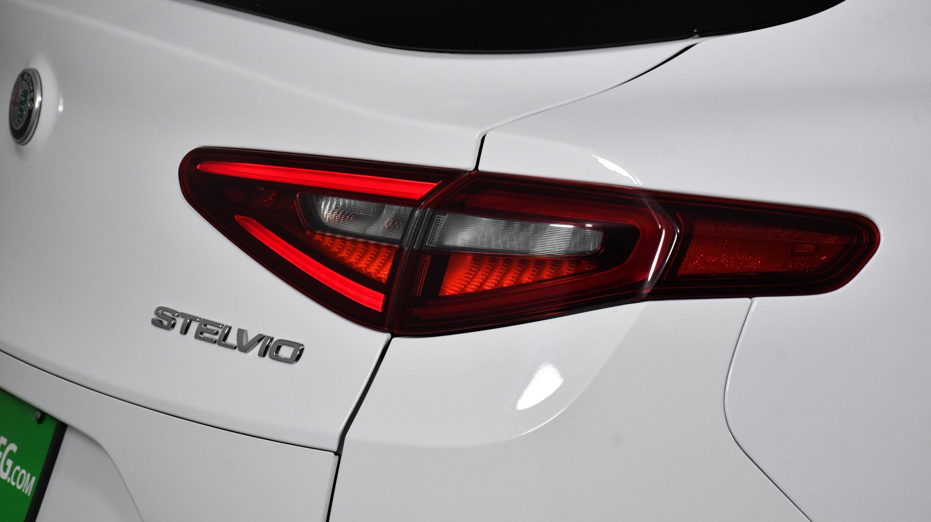 2020 Alfa Romeo Stelvio Ti photo 23