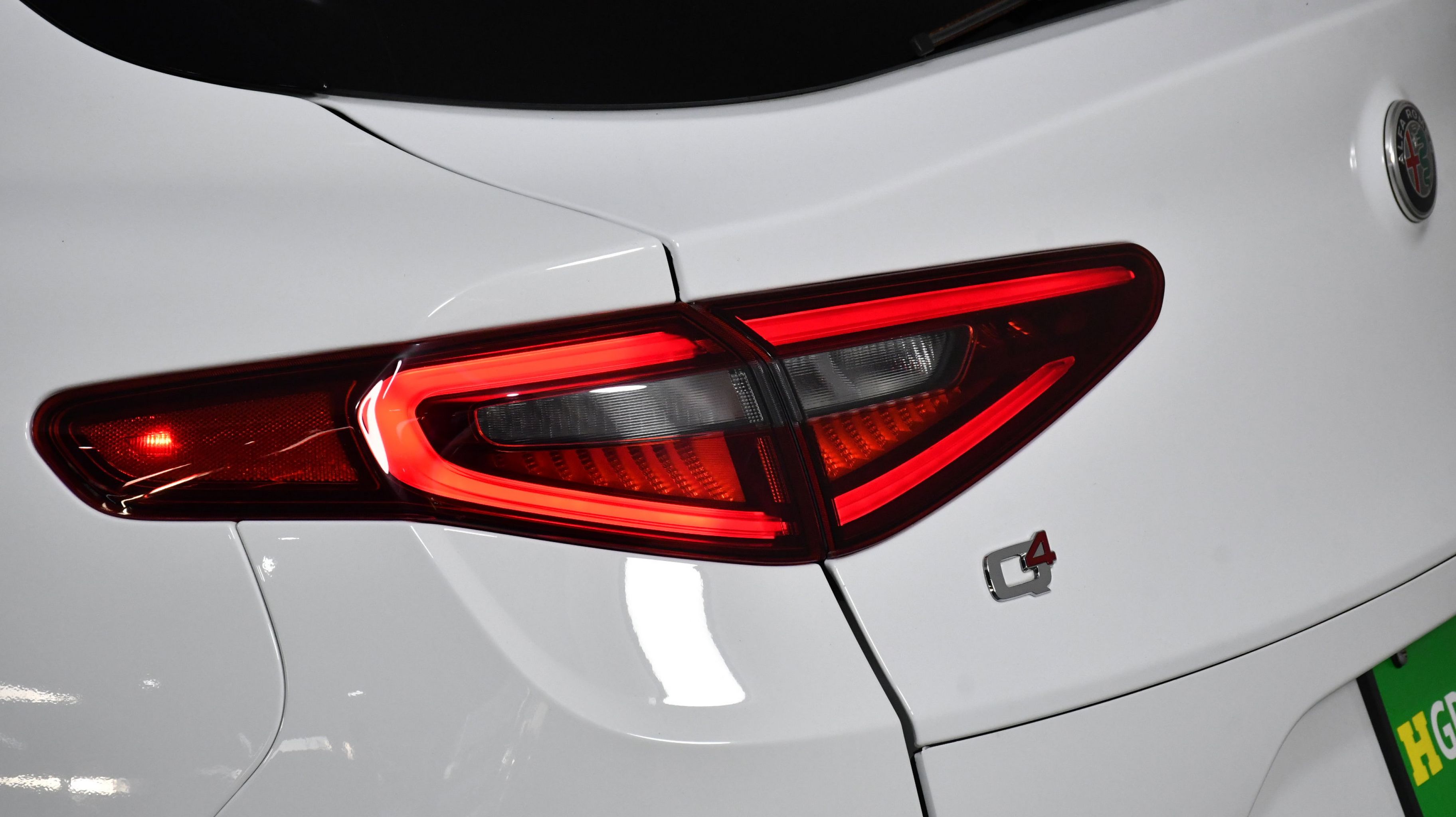 2020 Alfa Romeo Stelvio Ti photo 25