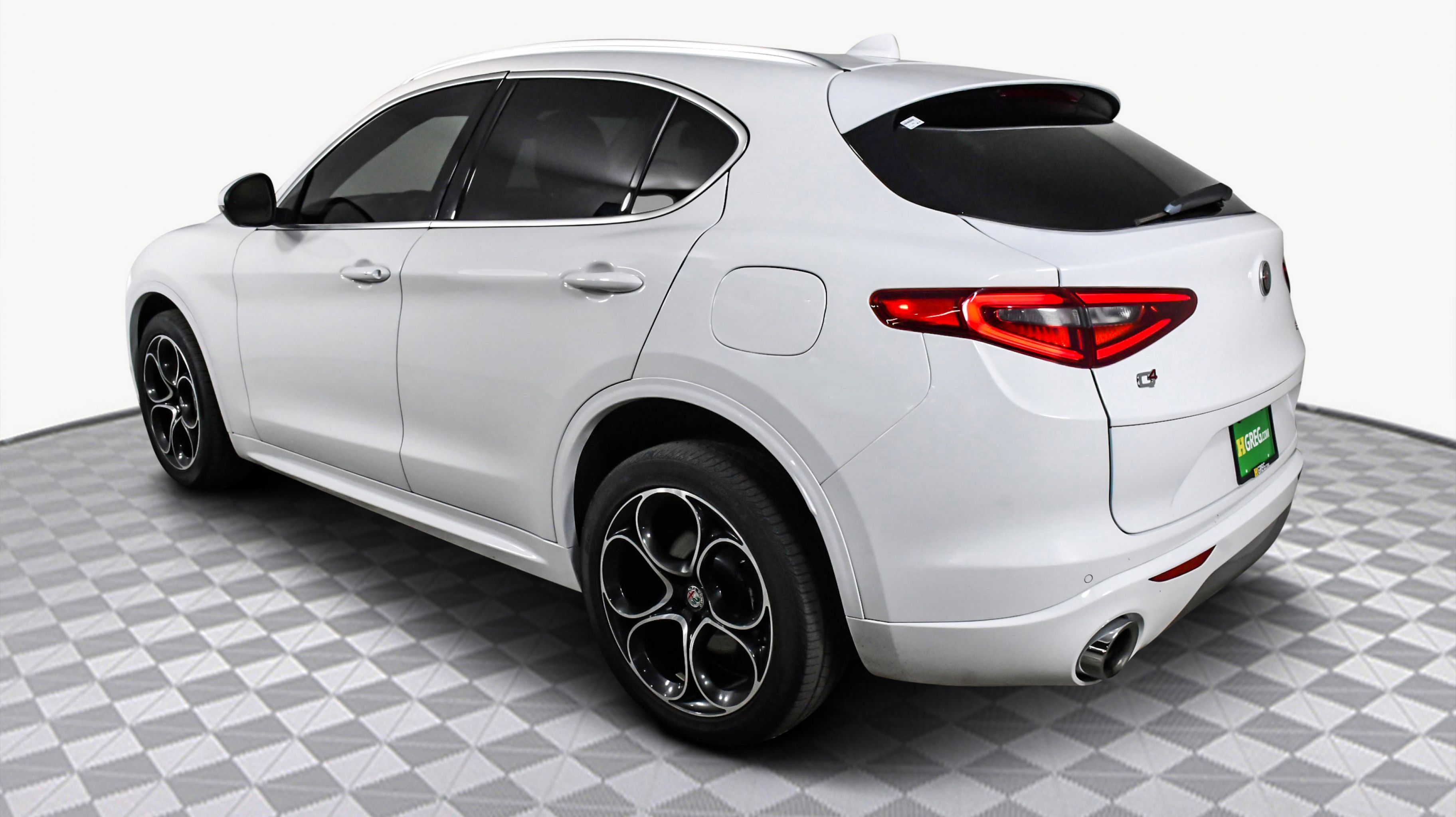 2020 Alfa Romeo Stelvio Ti photo 3