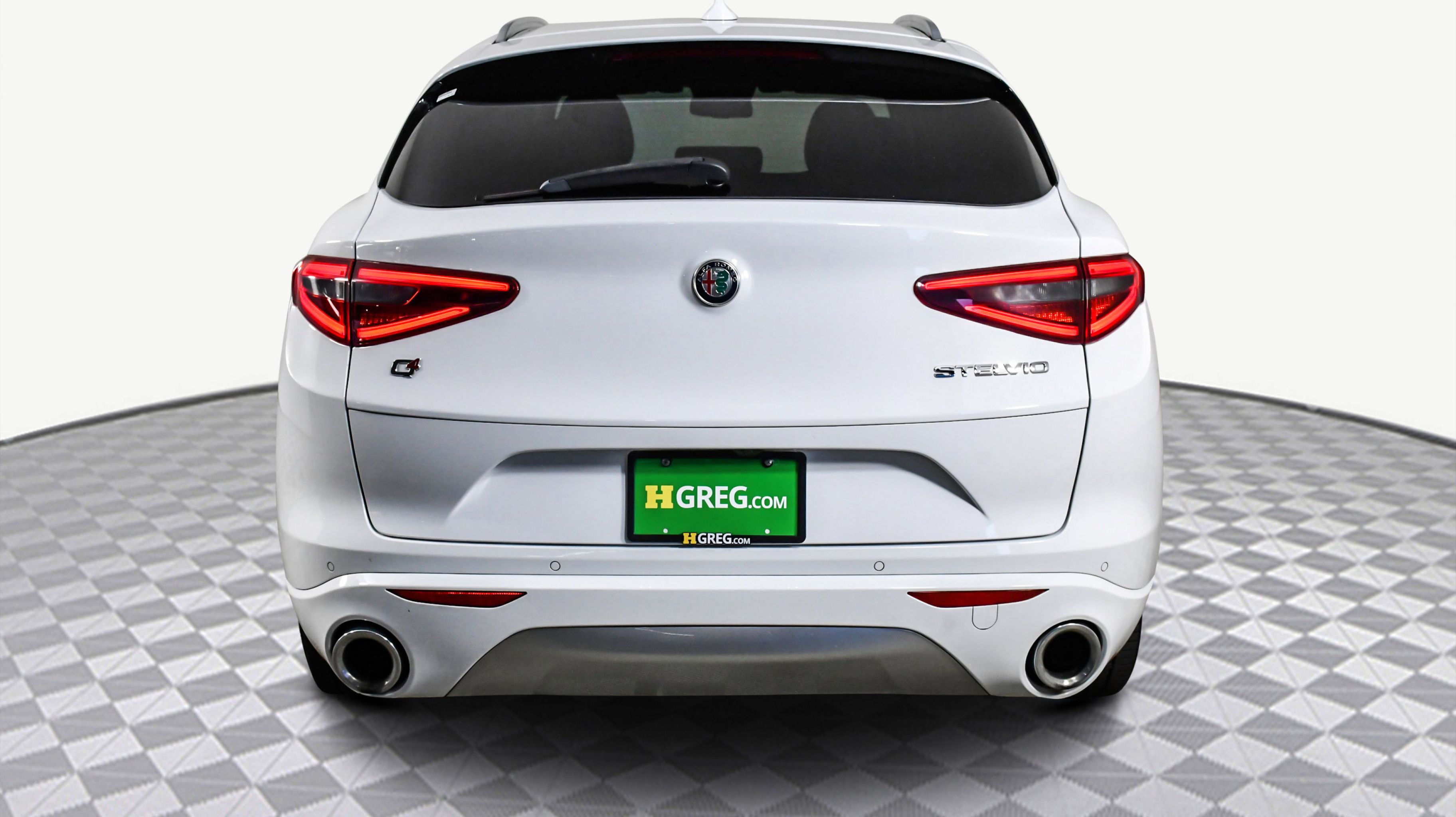 2020 Alfa Romeo Stelvio Ti photo 4