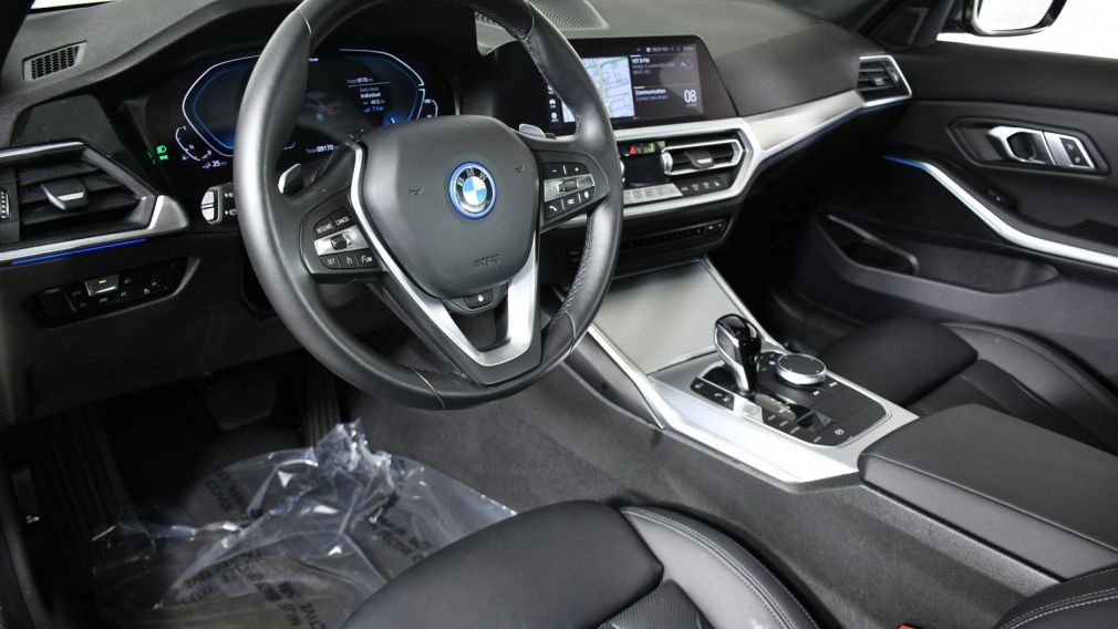 2022 BMW 3 Series 330e xDrive #15