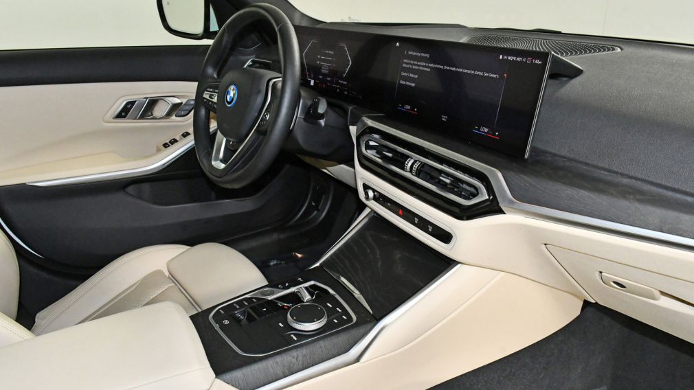 2023 BMW 3 Series 330e #24