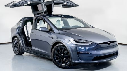 2022 Tesla Model X Plaid                    