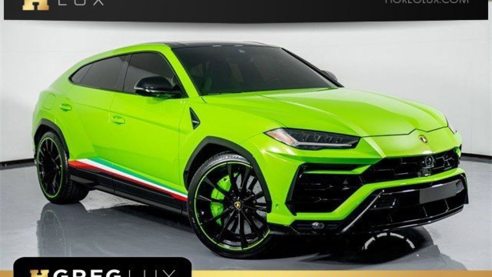 2022 Lamborghini Urus  #0