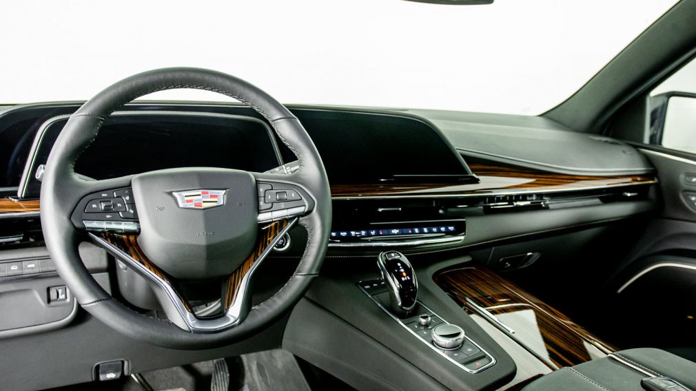 2023 Cadillac Escalade 4WD Luxury #1