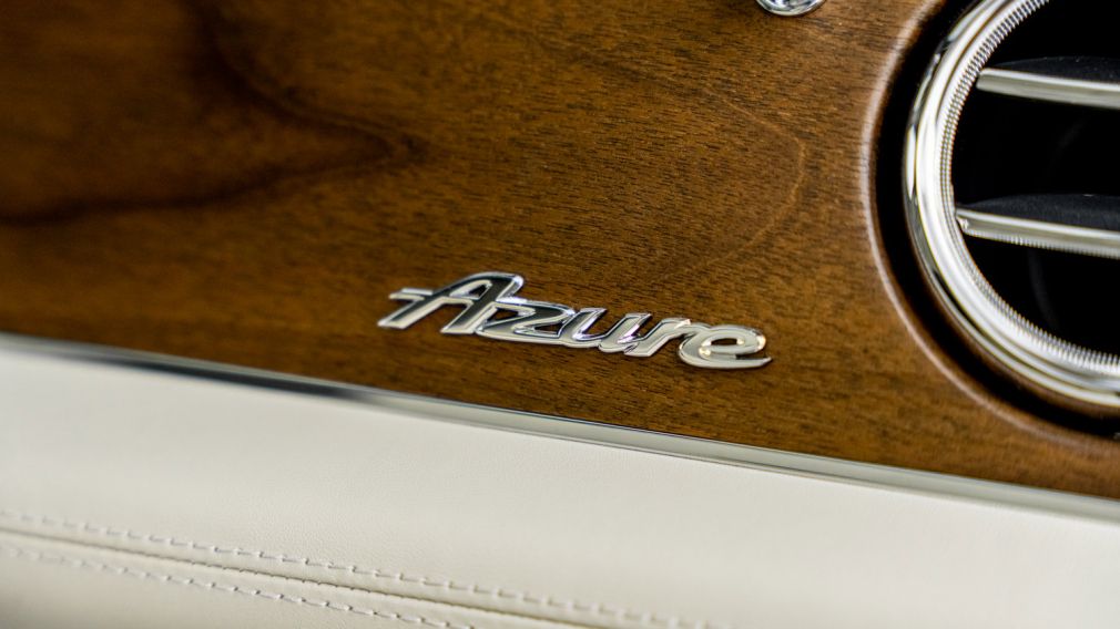 2023 Bentley Bentayga Azure #38