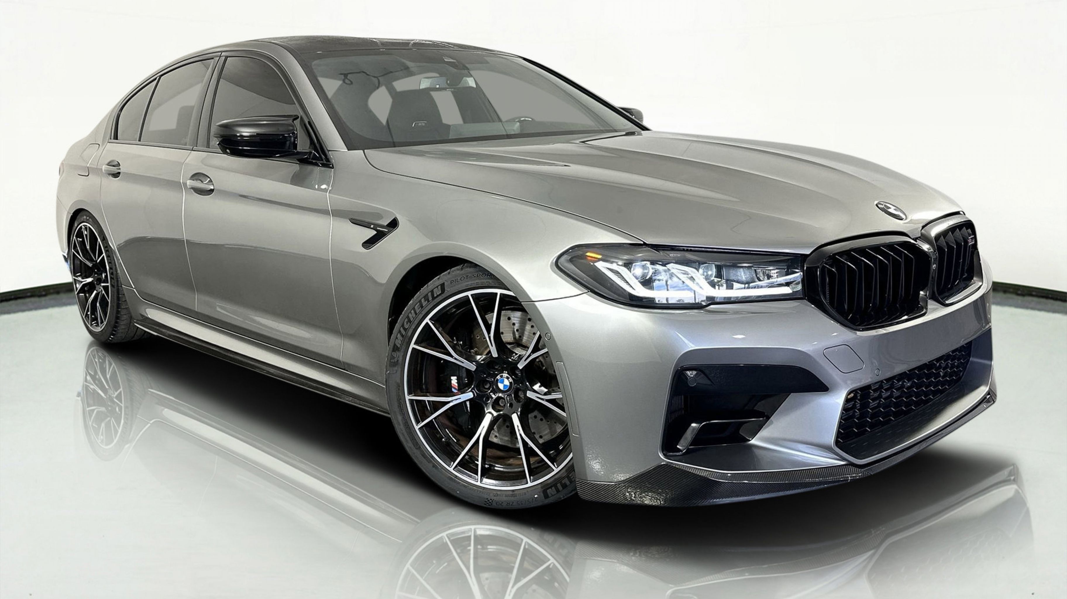 2021 BMW M5 Base's photo