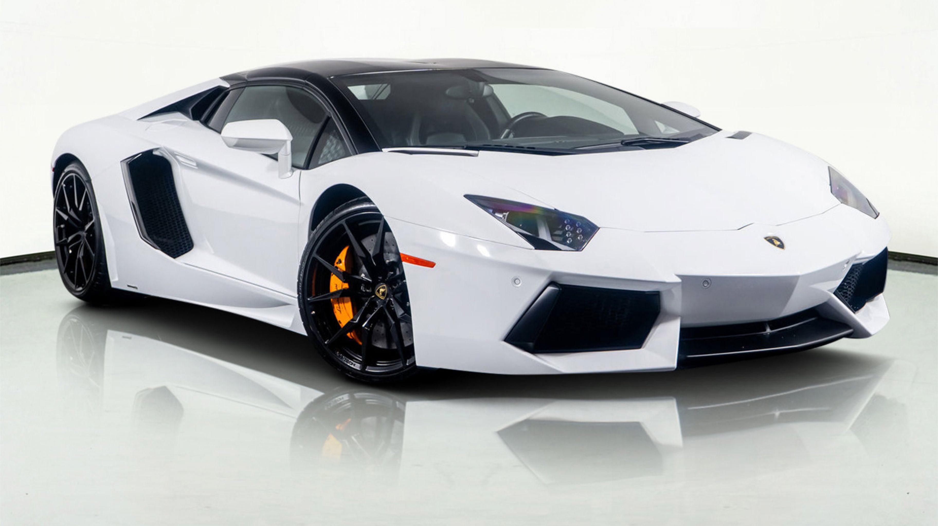2015 Lamborghini Aventador