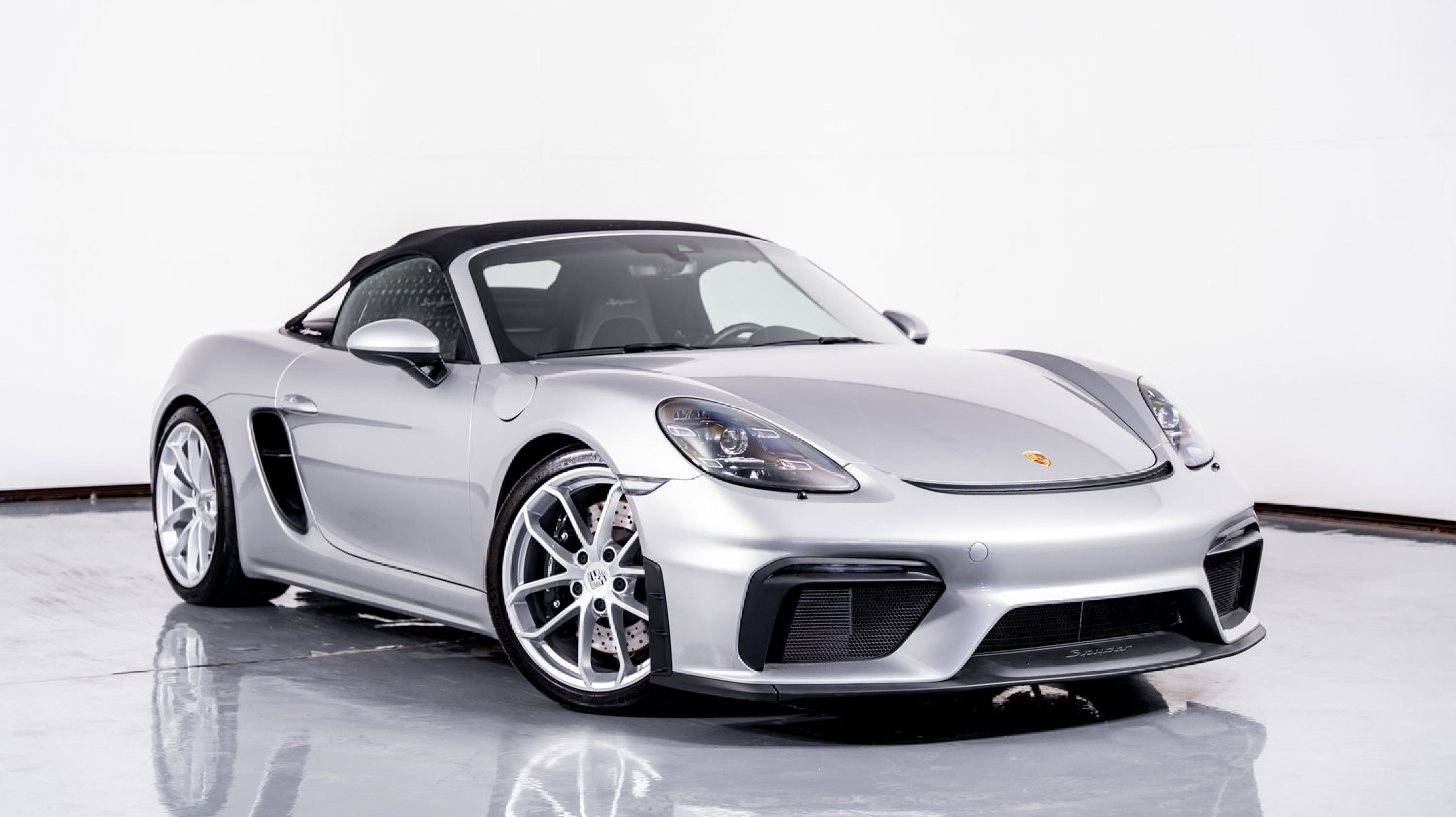 2022 Porsche 718 Spyder's photo