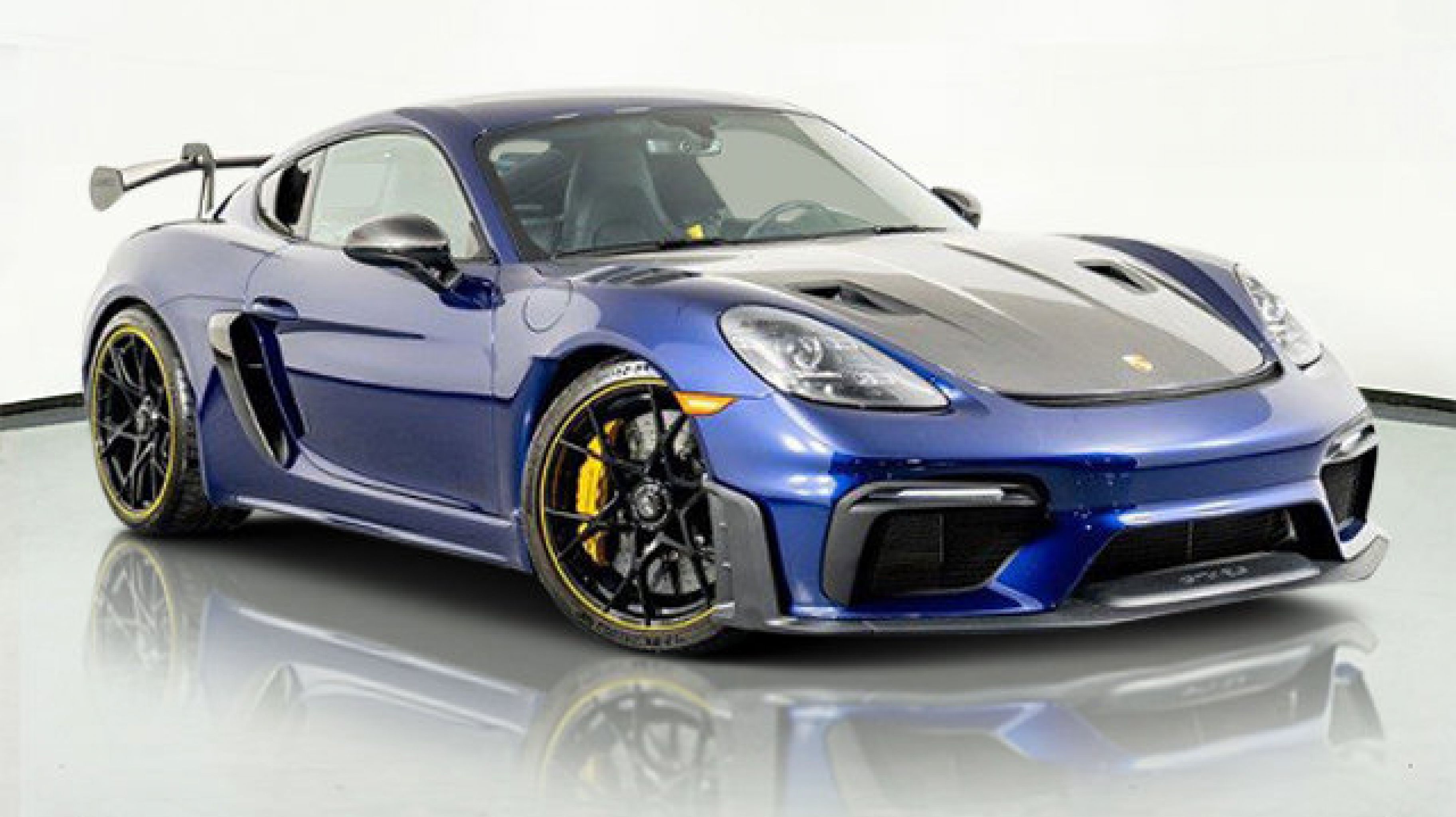 2023 Porsche 718 GT4 RS