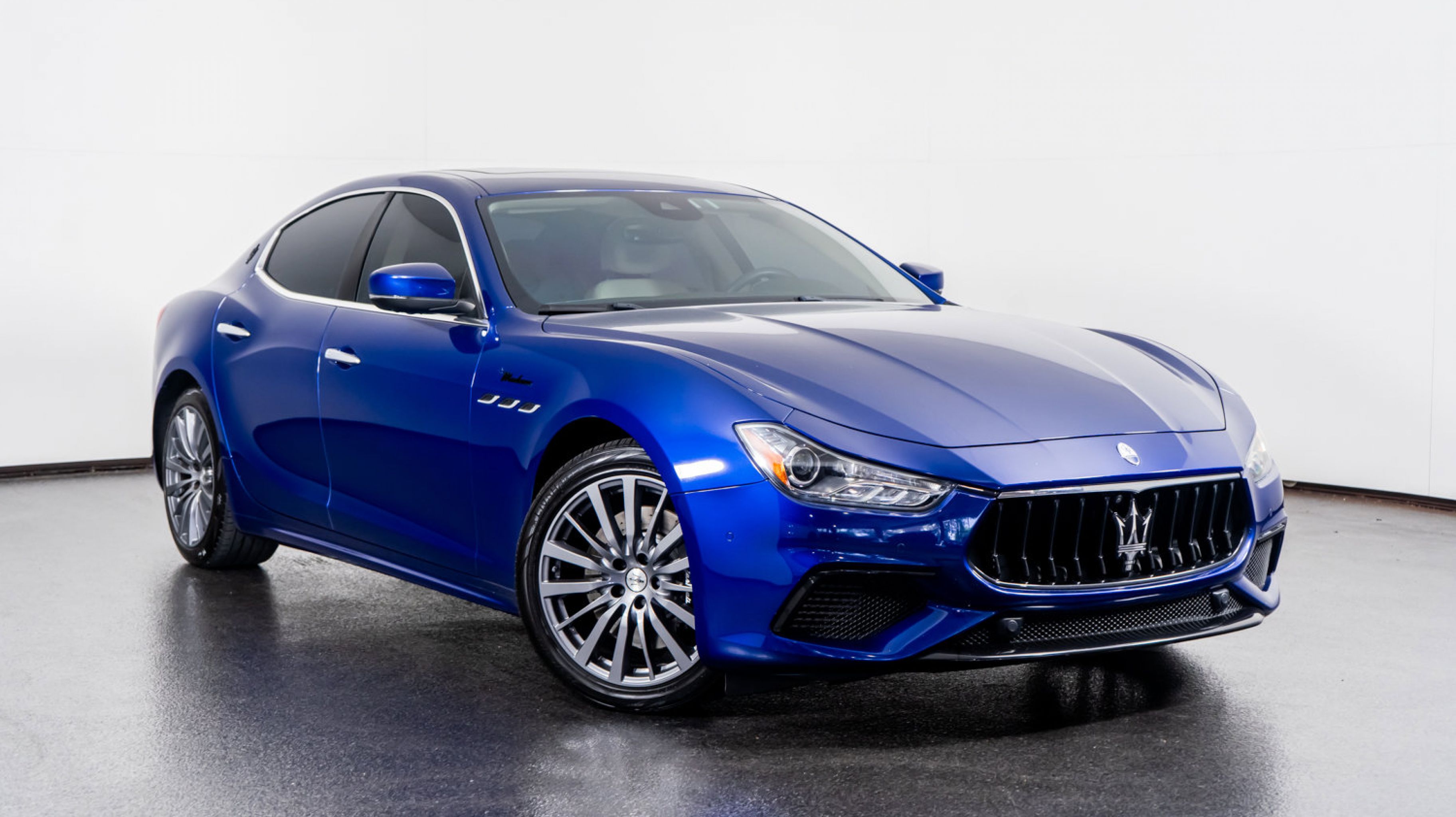 2022 Maserati Ghibli Modena