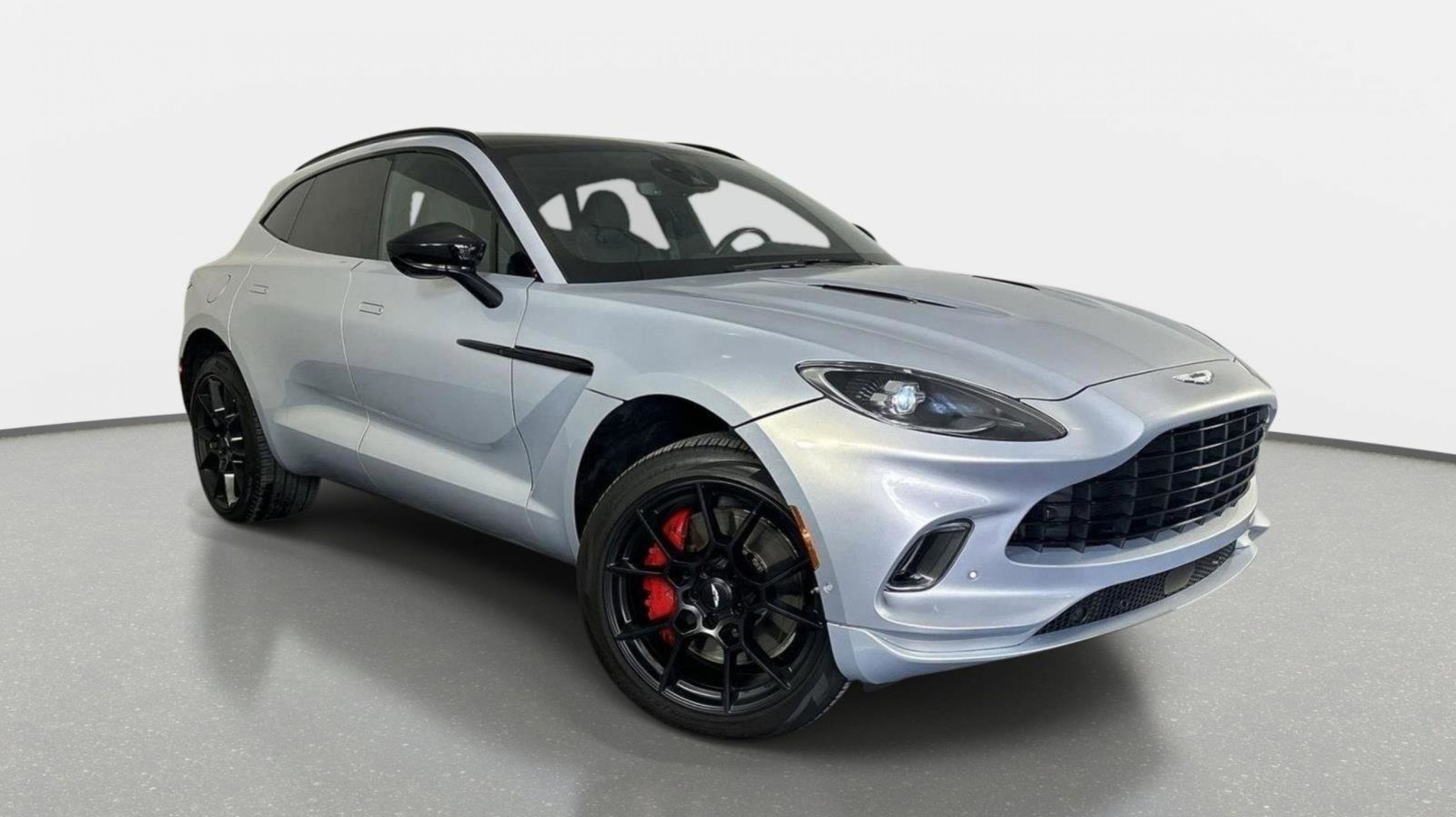 2023 Aston Martin DBX 4.0 V8 AWD's photo