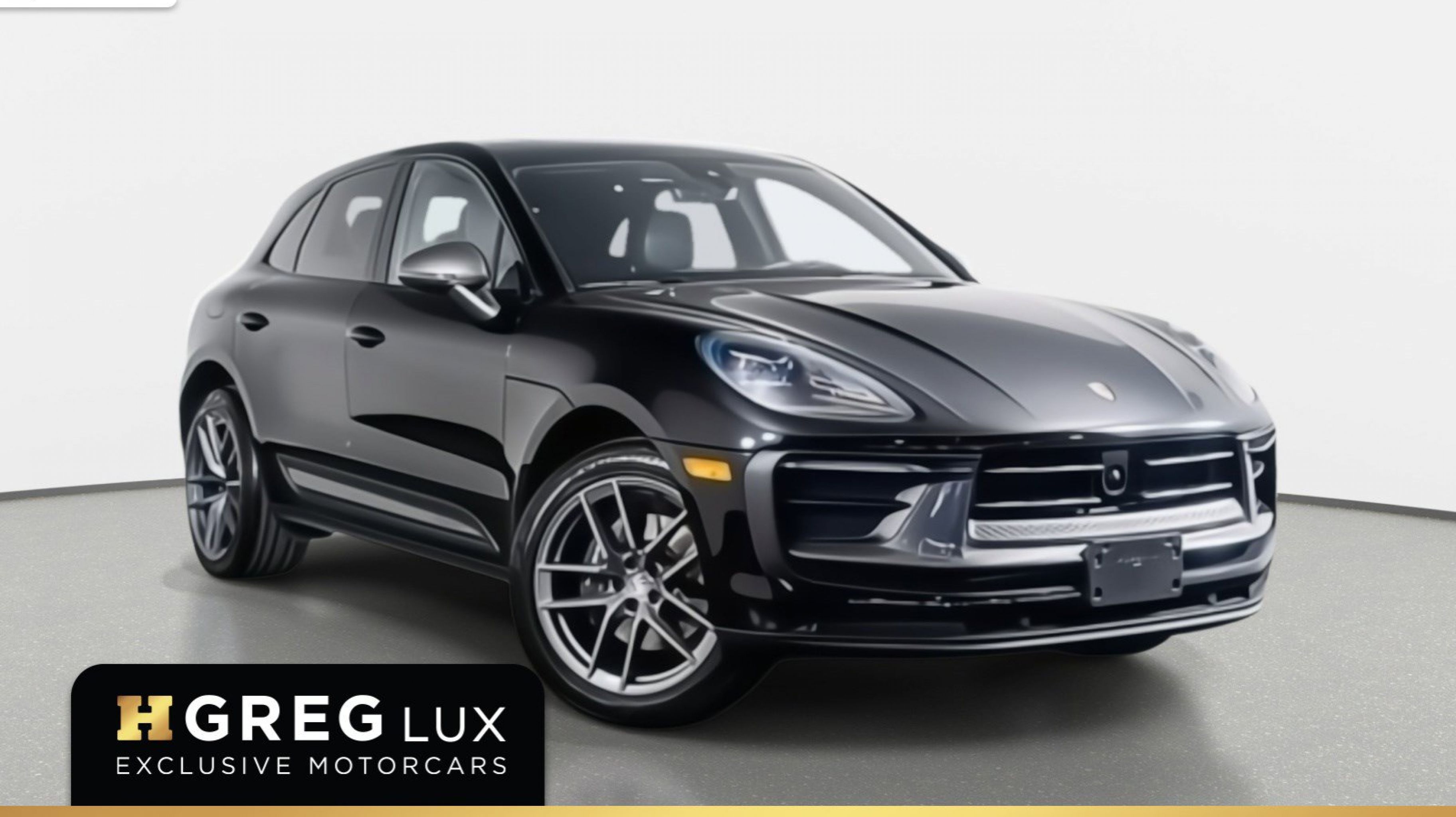 2025 Porsche Macan T