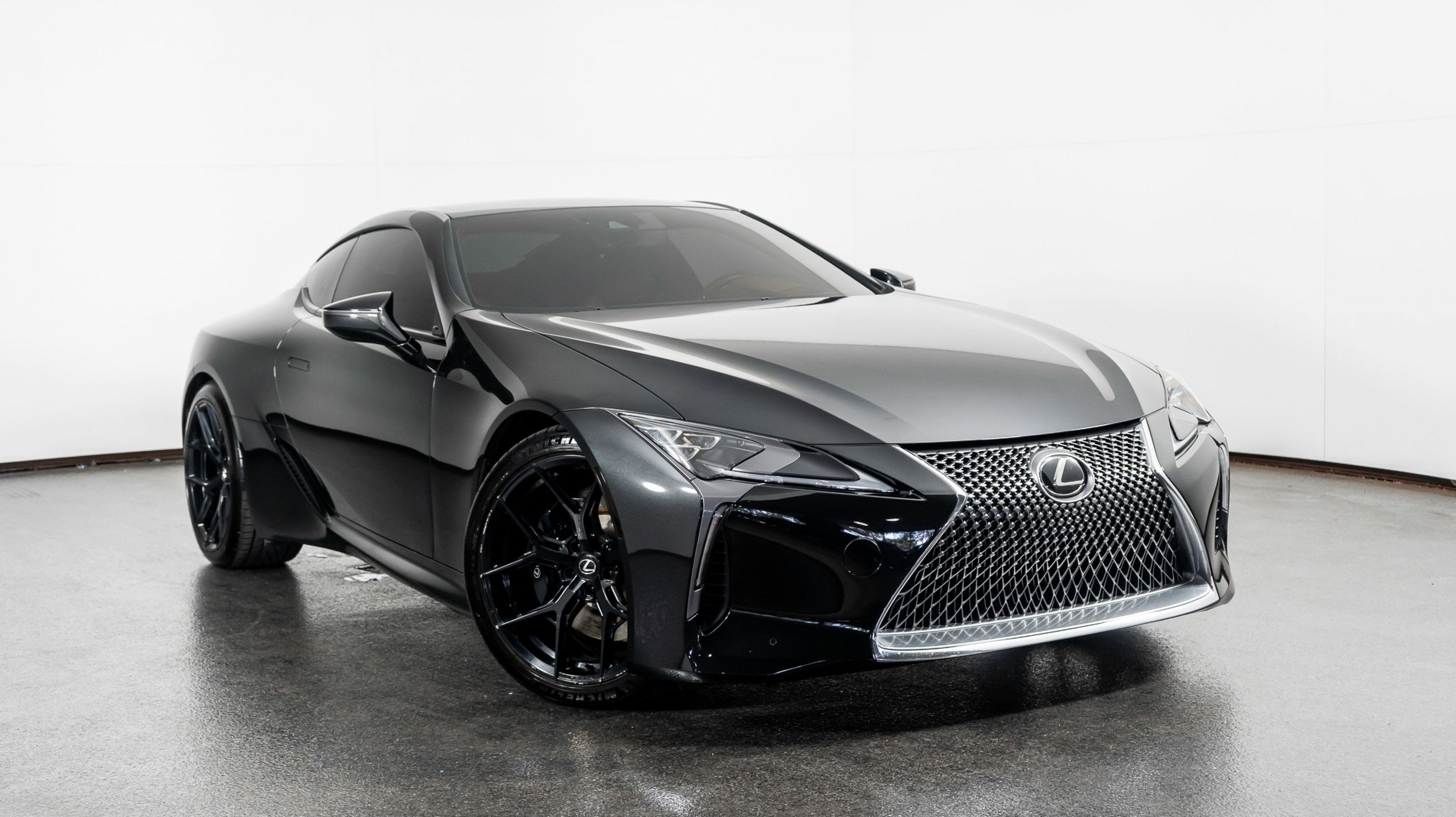 2018 Lexus LC 500's photo